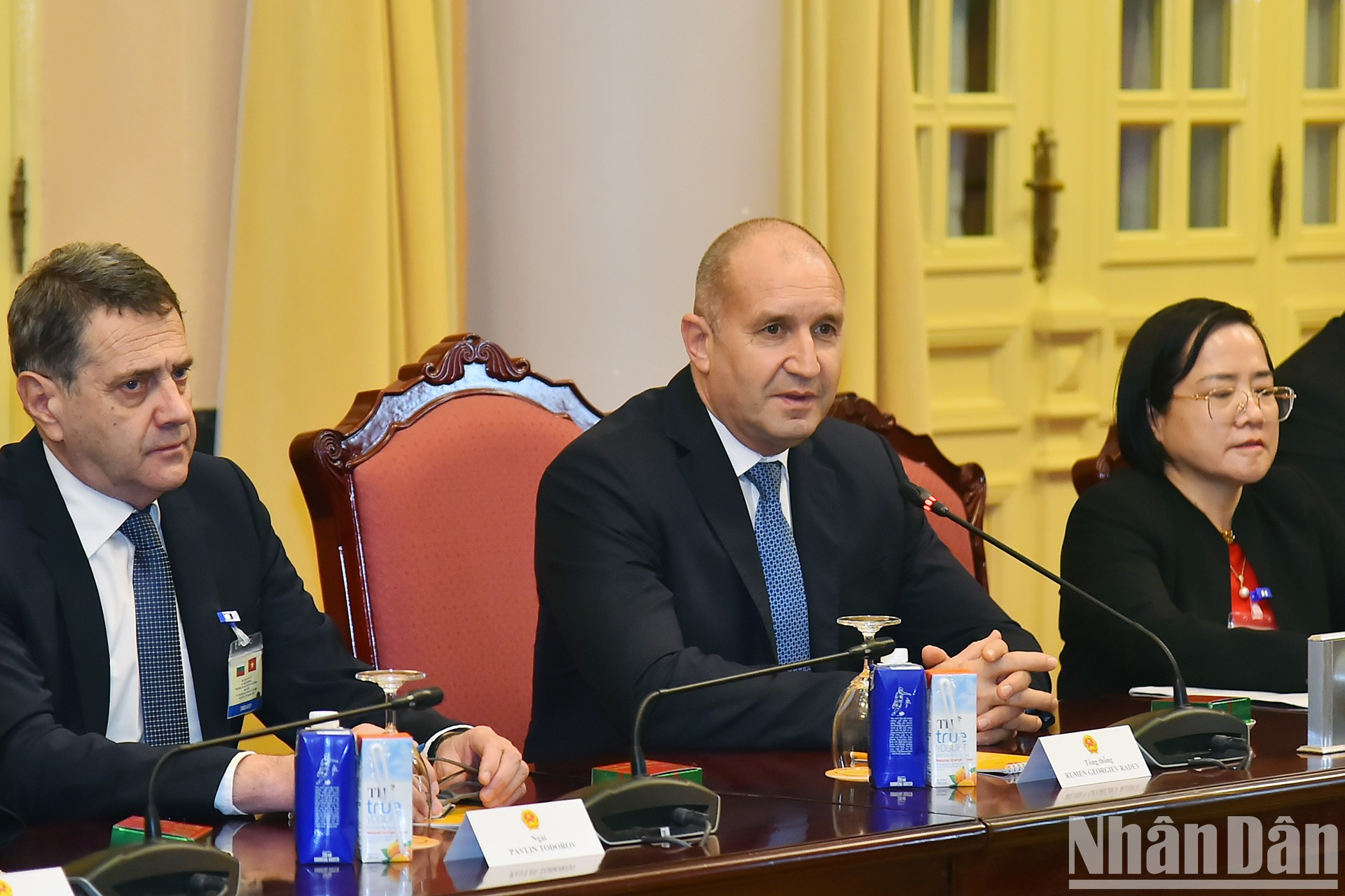 El presidente búlgaro, Rumen Radev, toma la palabra en la cita. El presidente búlgaro, Rumen Radev, toma la palabra en la cita.