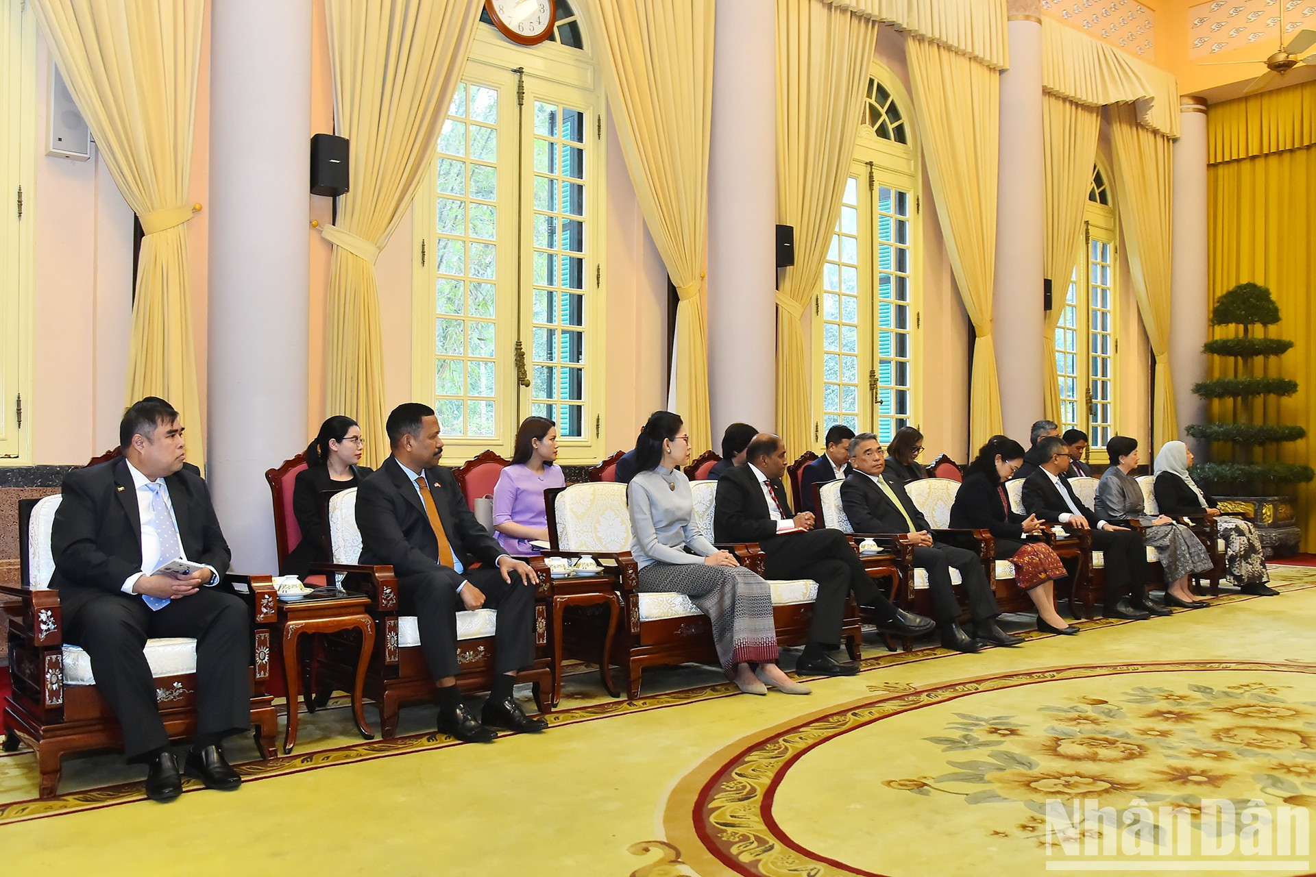 Embajadores y encargados de negocios de los países de la Asean y de Timor Oriental en la cita.