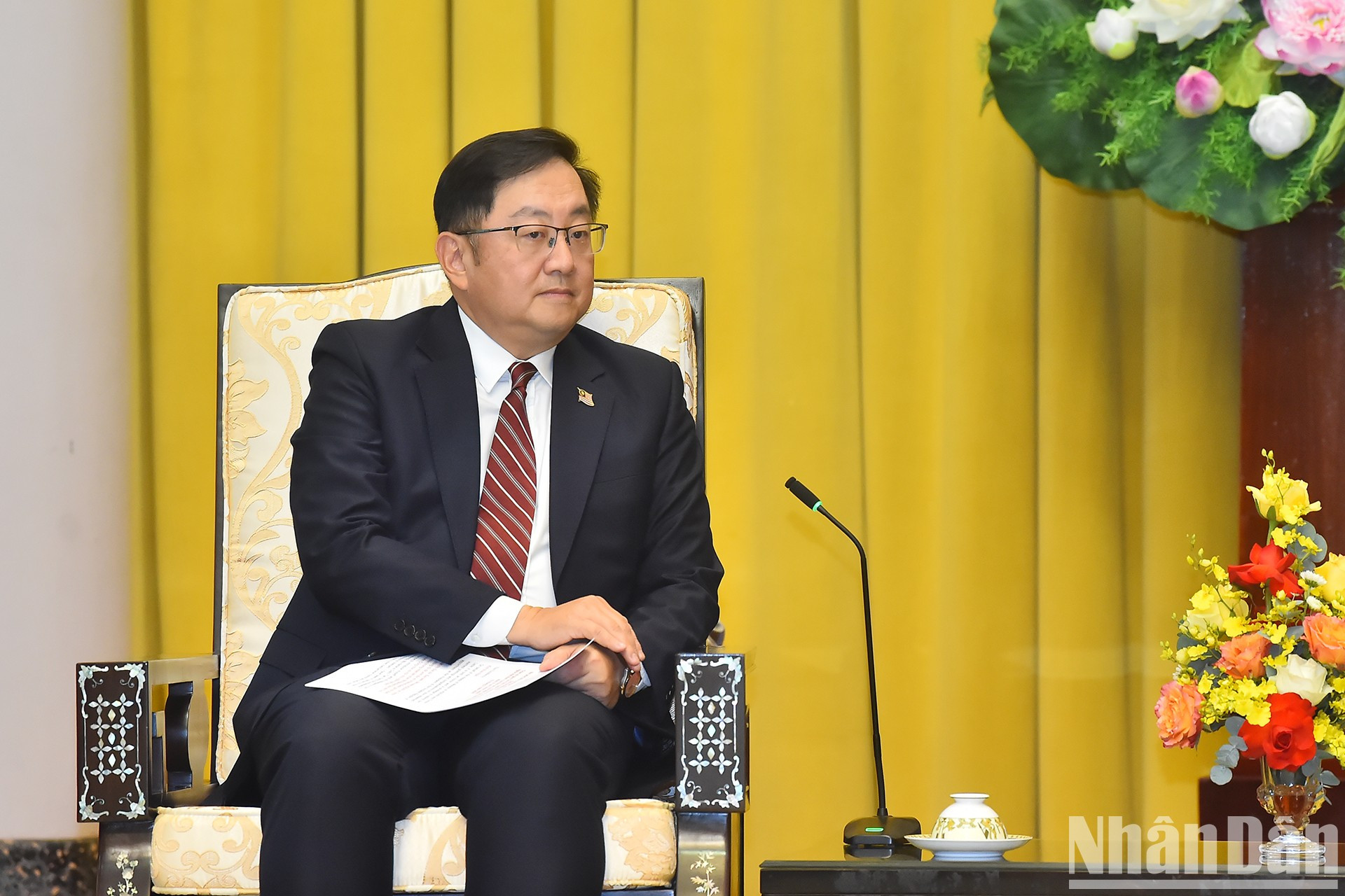 El embajador de Malasia en Vietnam, Dato&apos; Tan Yang Thai, habla en representación de los jefes de misión diplomática de la Asean y Timor Oriental en la recepción.