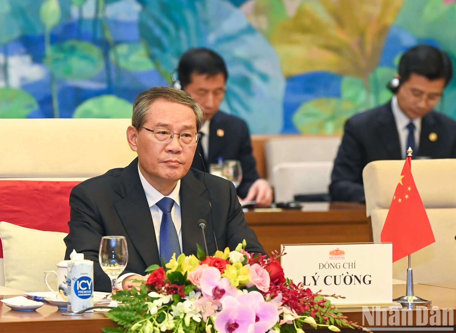 El primer ministro chino, Li Qiang, interviene en la reunión. El primer ministro chino, Li Qiang, interviene en la reunión.