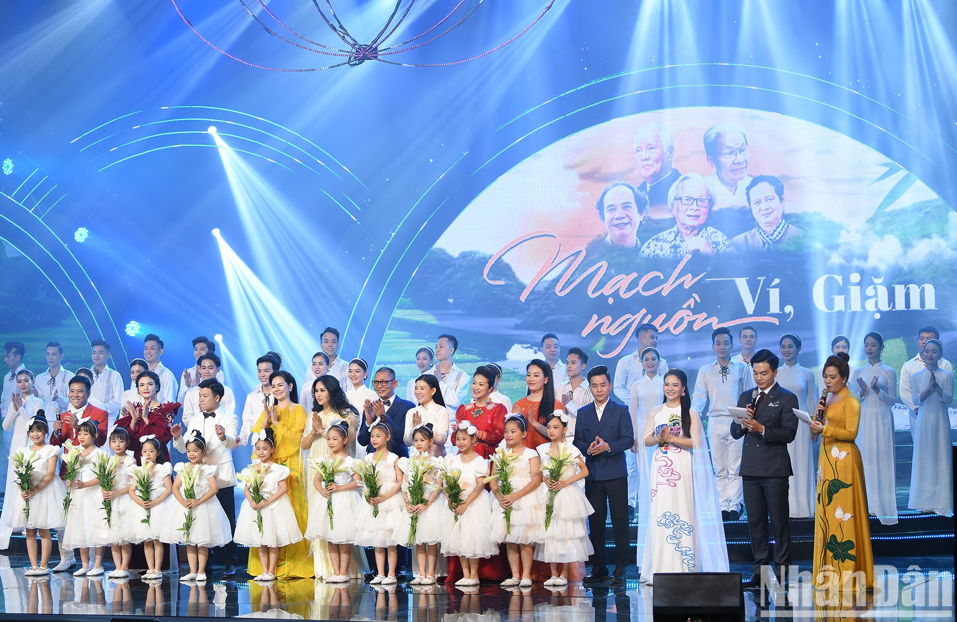 Honran a extintos músicos de Nghe An, cuna del canto Vi Giam ảnh 10