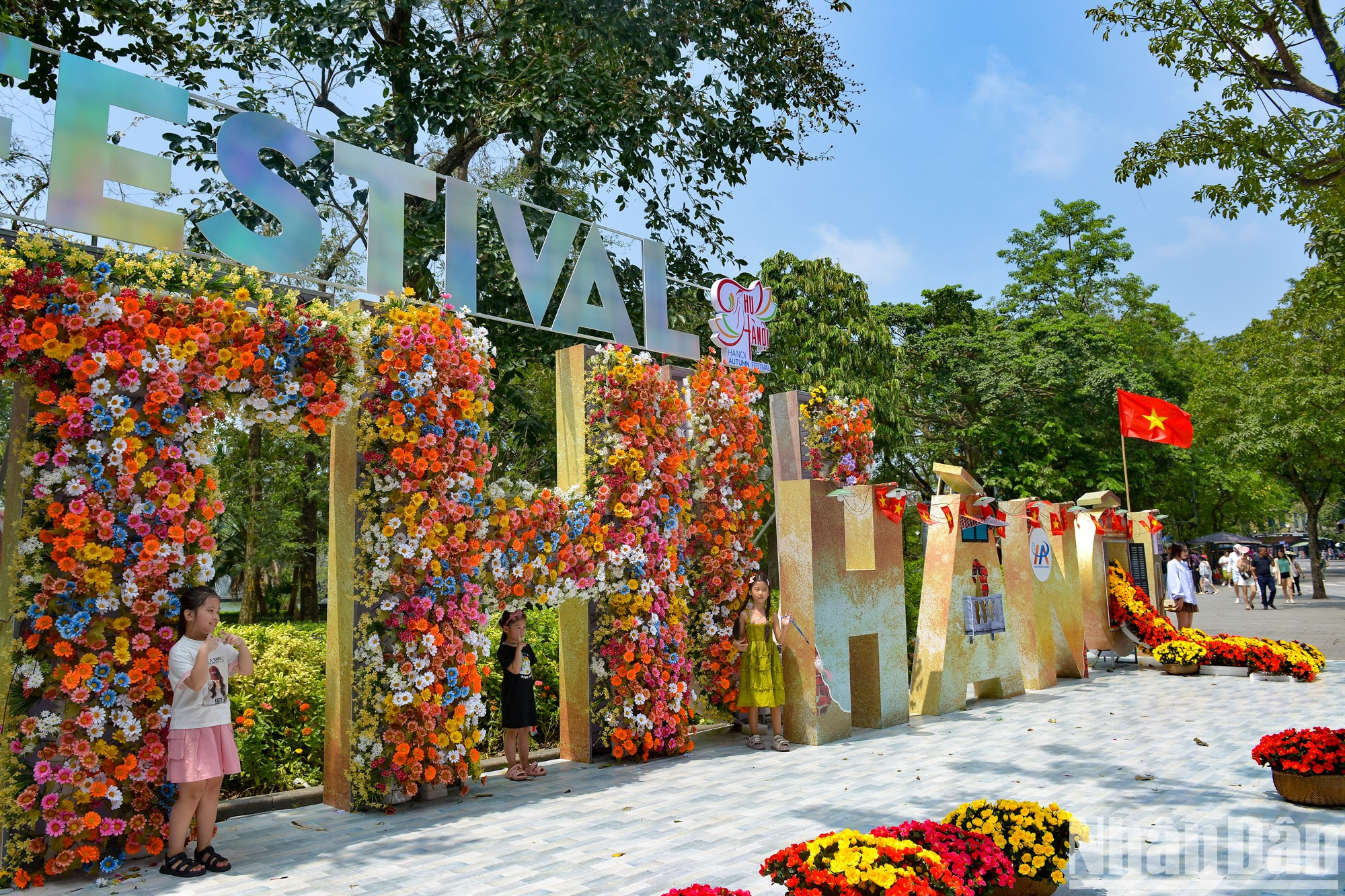 El espacio de los colores otoñales en el Festival.