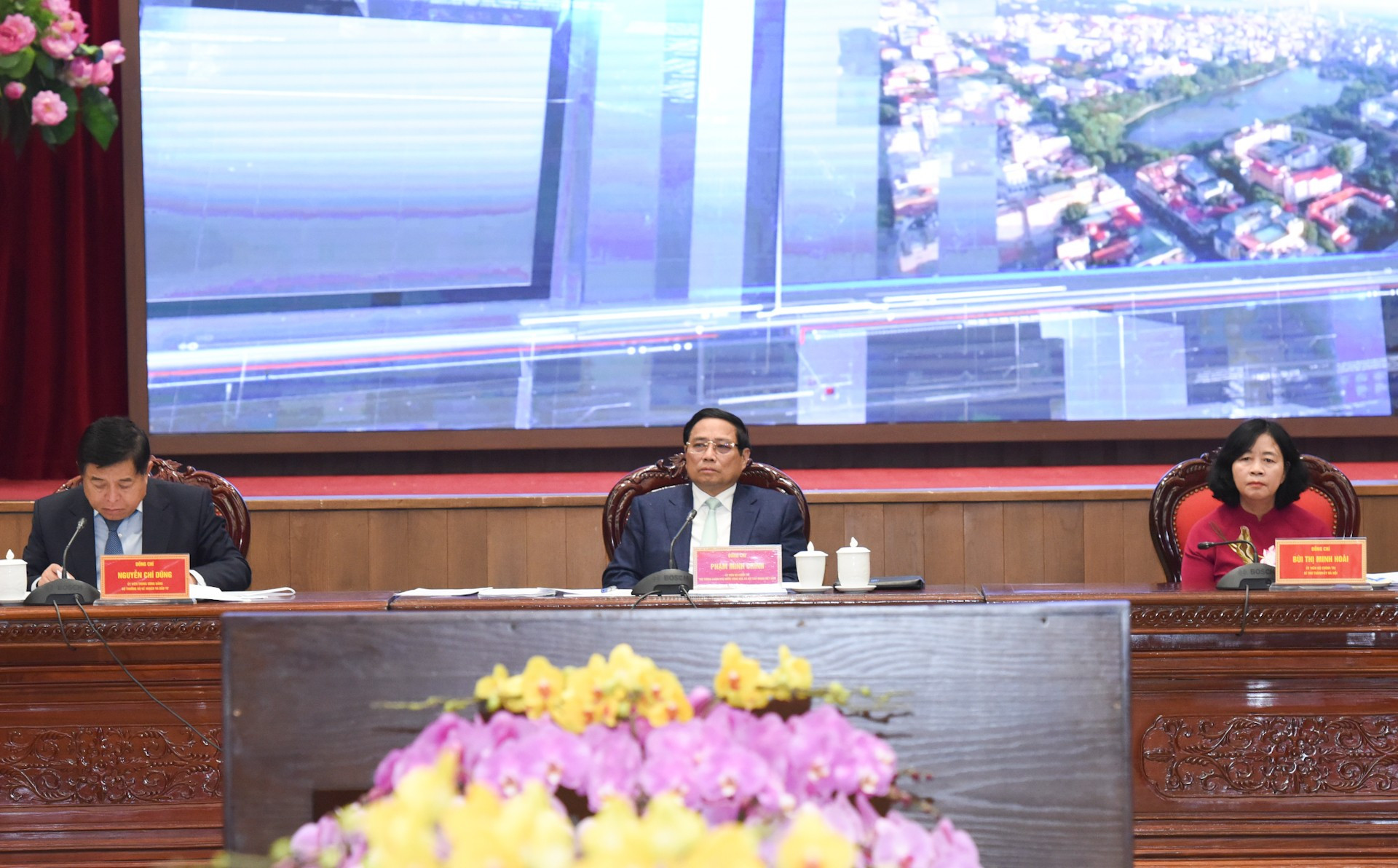 El primer ministro Pham Minh Chinh en la conferencia. El primer ministro Pham Minh Chinh en la conferencia.