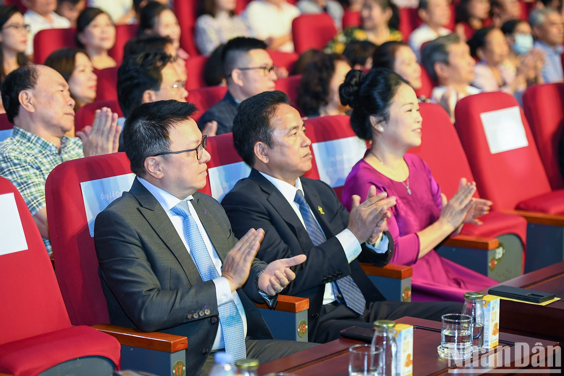 Honran a extintos músicos de Nghe An, cuna del canto Vi Giam ảnh 4