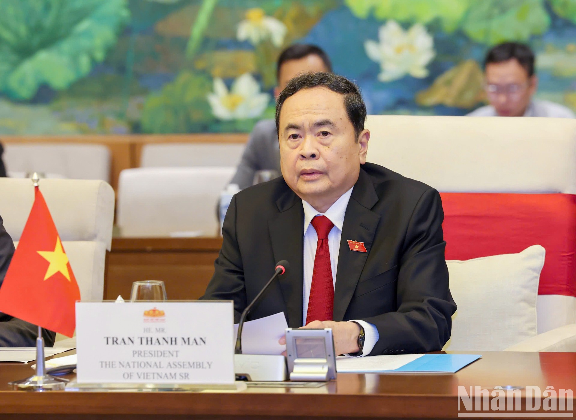 El presidente de la ANV, Tran Thanh Man, habla en la reunión. El presidente de la ANV, Tran Thanh Man, habla en la reunión.