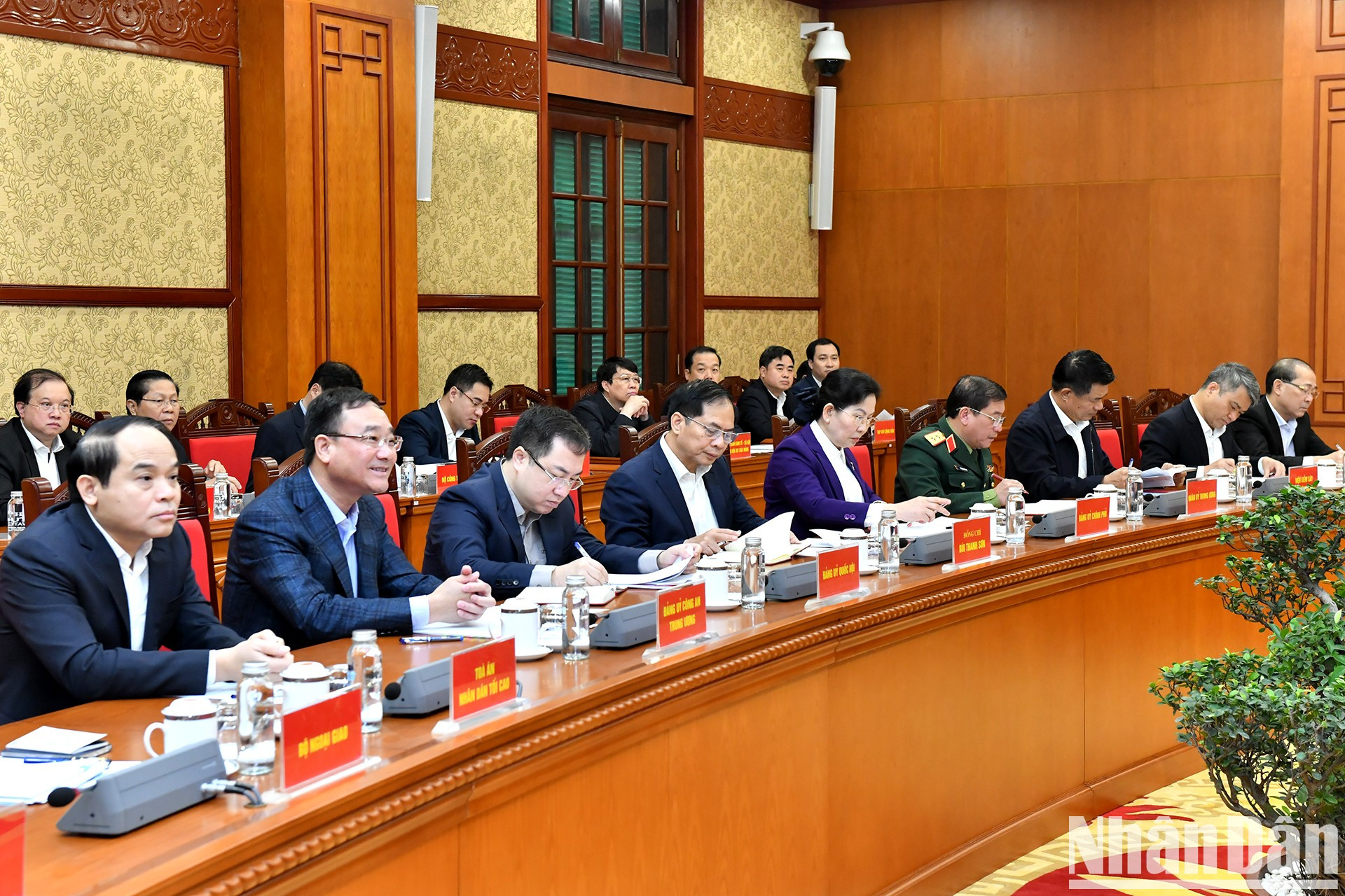 Delegados a la conferencia. Delegados a la conferencia.