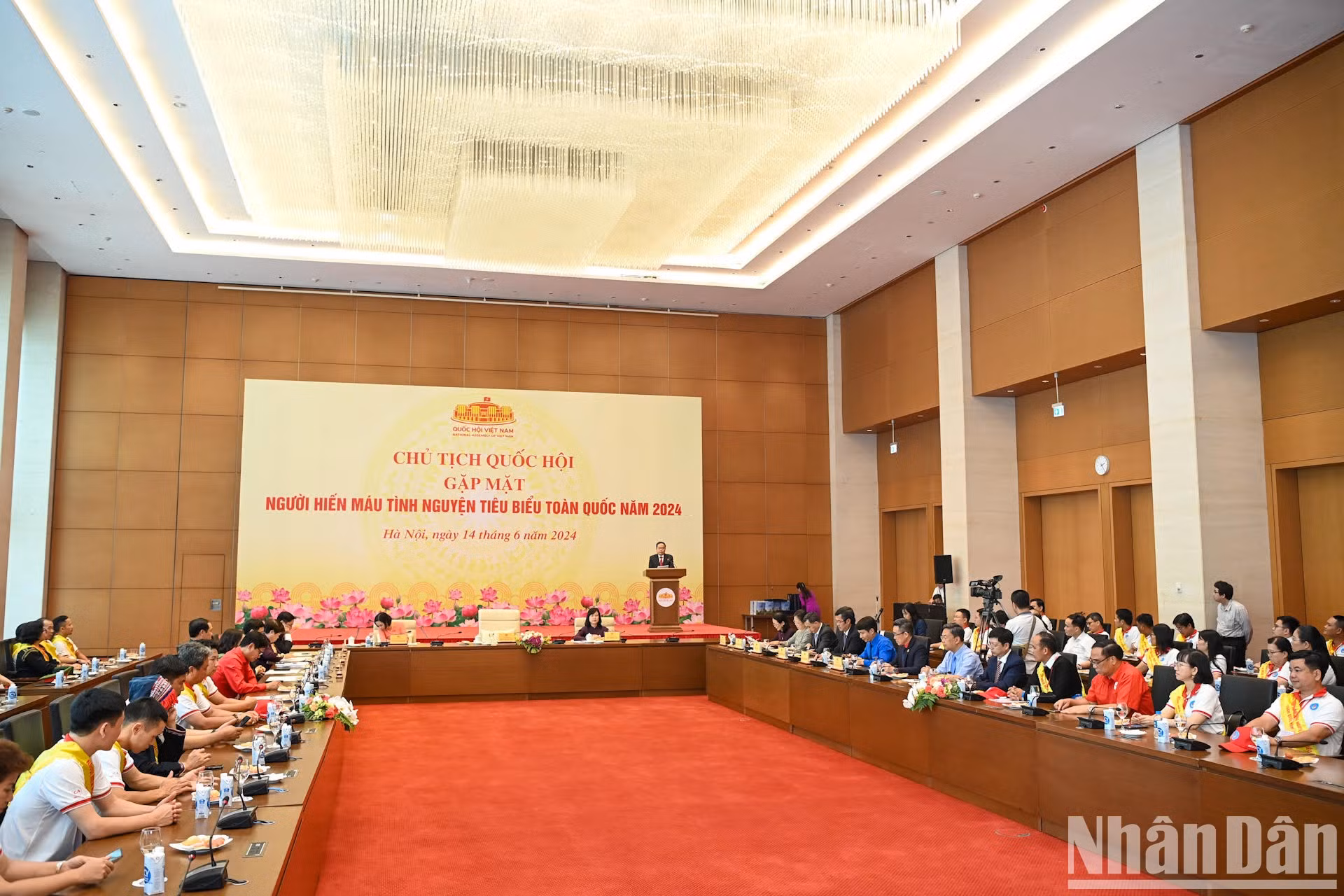 Escena de la reunión.