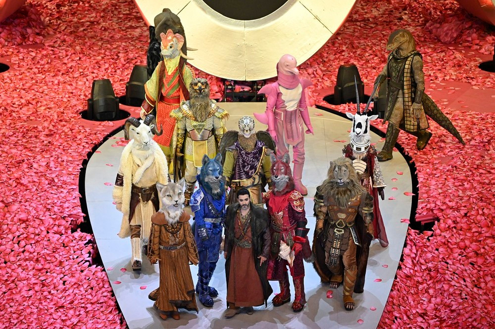 Artistas en la ceremonia inaugural.