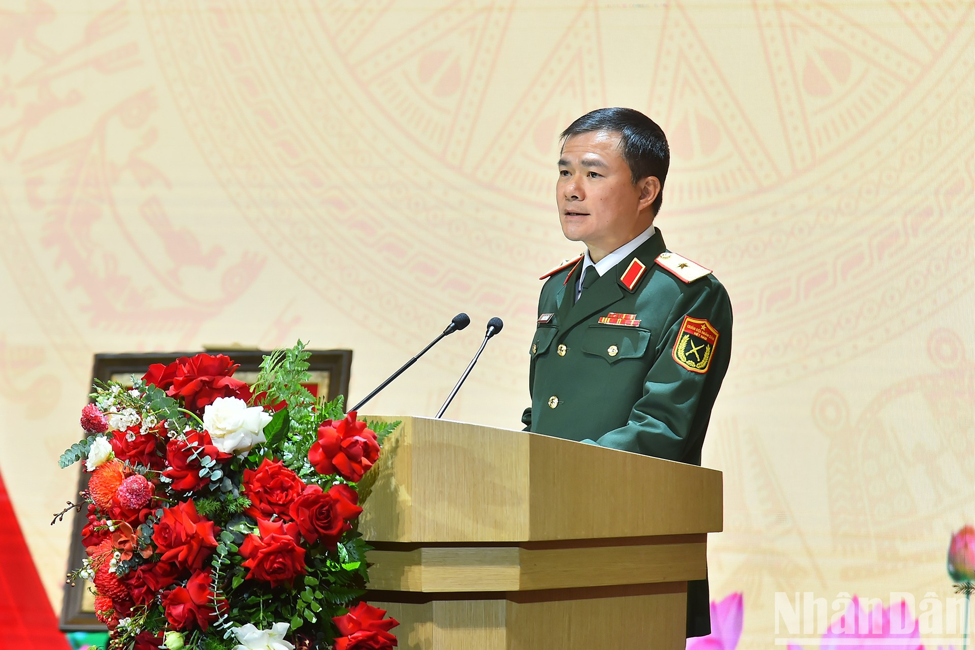 El mayor general Tao Duc Thang, presidente y director general del grupo Viettel, interviene en la ceremonia. El mayor general Tao Duc Thang, presidente y director general del grupo Viettel, interviene en la ceremonia.