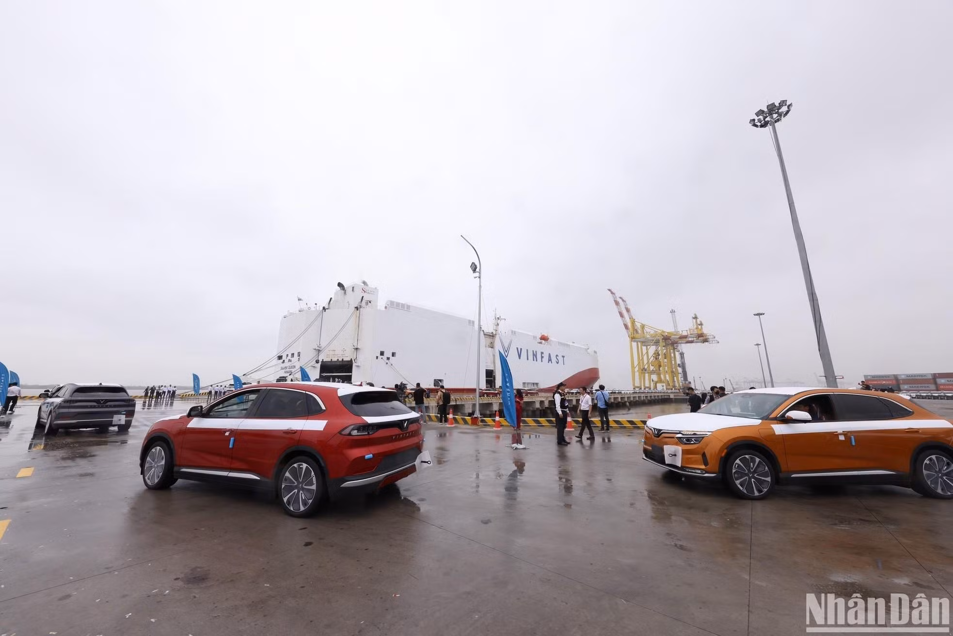 Se espera que, después de unos 20 días de la salida del puerto de MPC, en Hai Phong, el cargamento llegue al puerto de California, y los coches serán entregados a los primeros clientes a finales de diciembre de 2022.