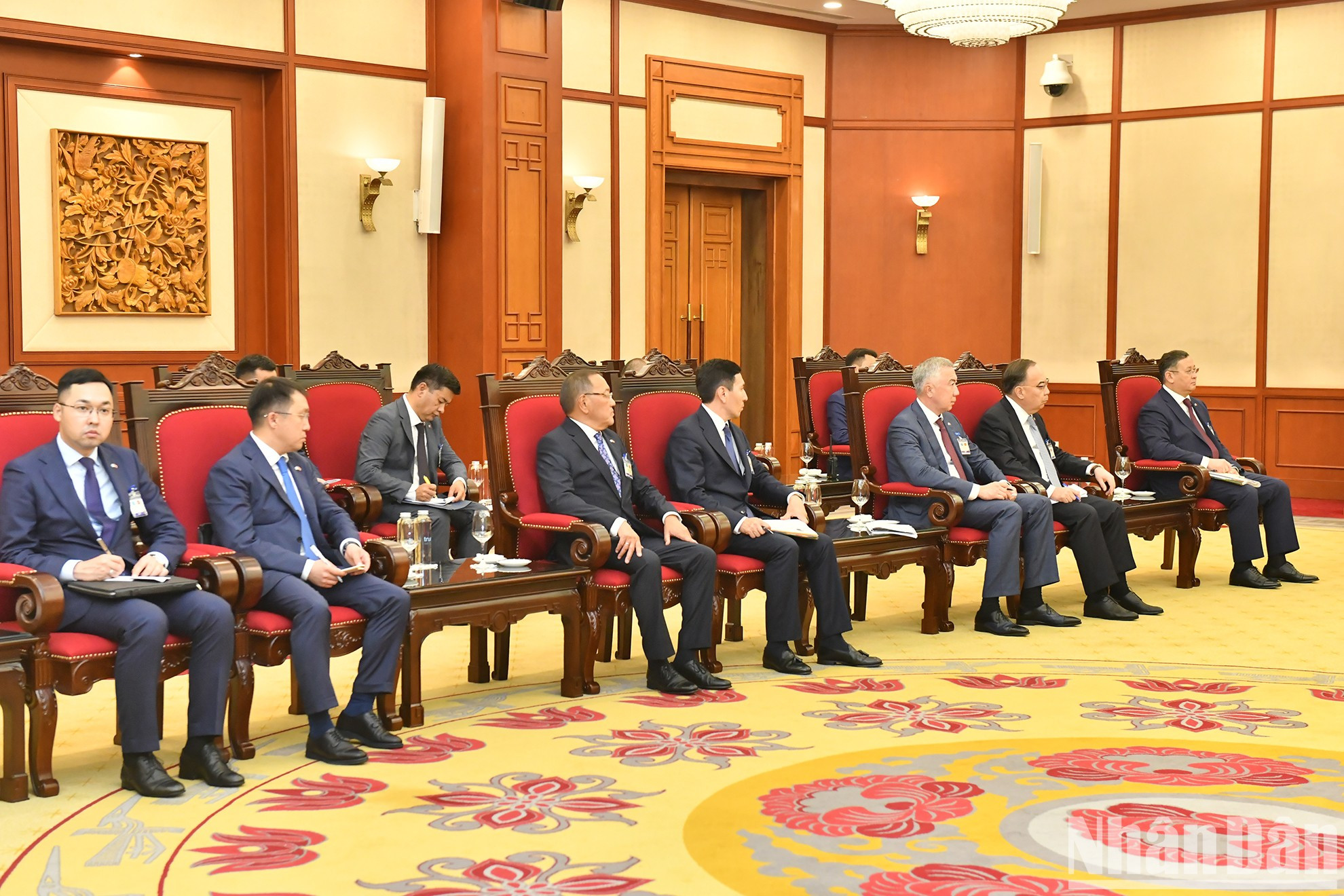 Miembros de la delegación de alto nivel de Kazajstán.