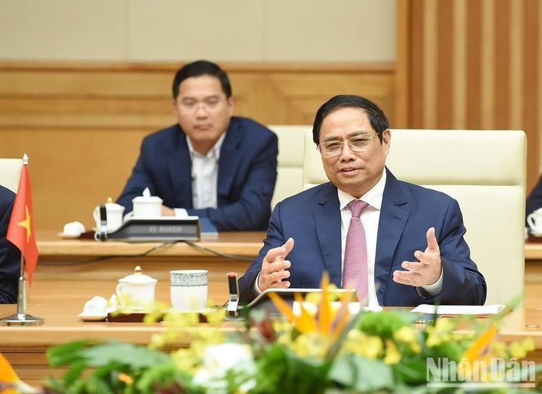 El jefe de Gobierno de Vietnam habla en la reunión. El jefe de Gobierno de Vietnam habla en la reunión.