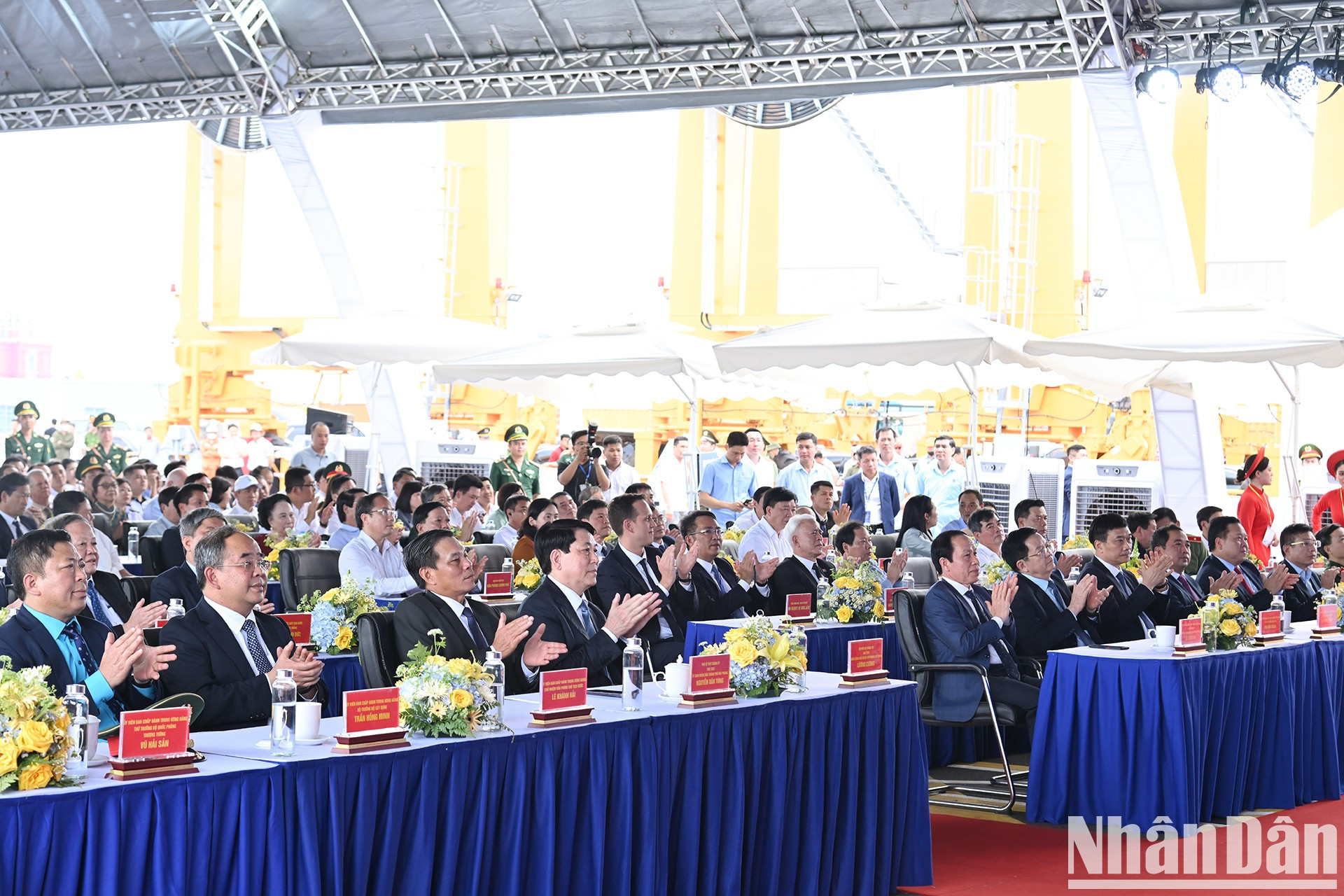 El dirigente asiste al acto.