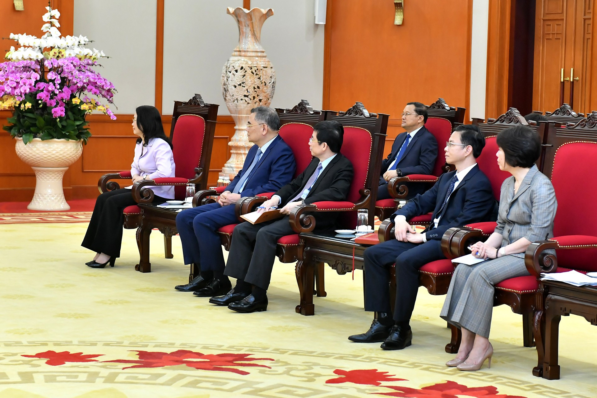 Delegados vietnamitas en el evento.