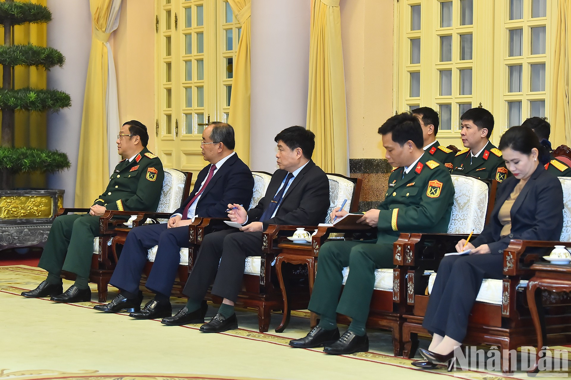 Delegados vietnamitas en el evento. Delegados vietnamitas en el evento.