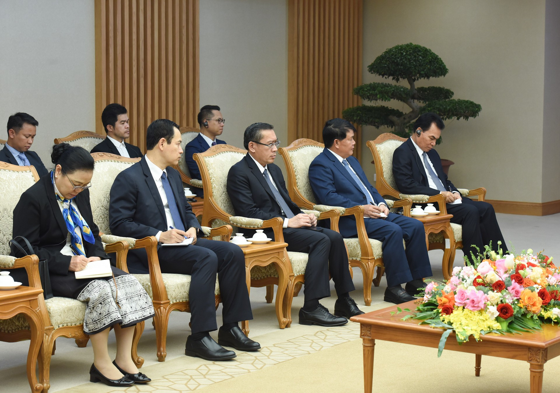 La delegación de Laos en la reunión. La delegación de Laos en la reunión.