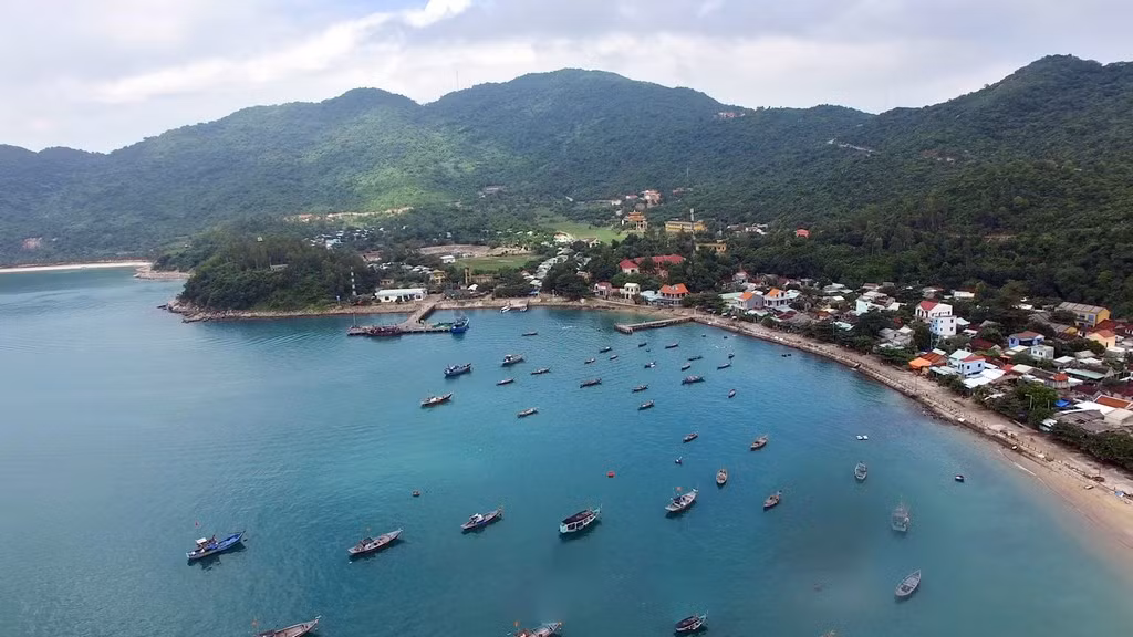 Cu Lao Cham, una isla prístina de la comuna de Tan Hiep, ciudad de Hoi An, fue reconocida por la Organización de las Naciones Unidas para la Educación, la Ciencia y la Cultura (Unesco) como Reserva Mundial de la Biosfera.