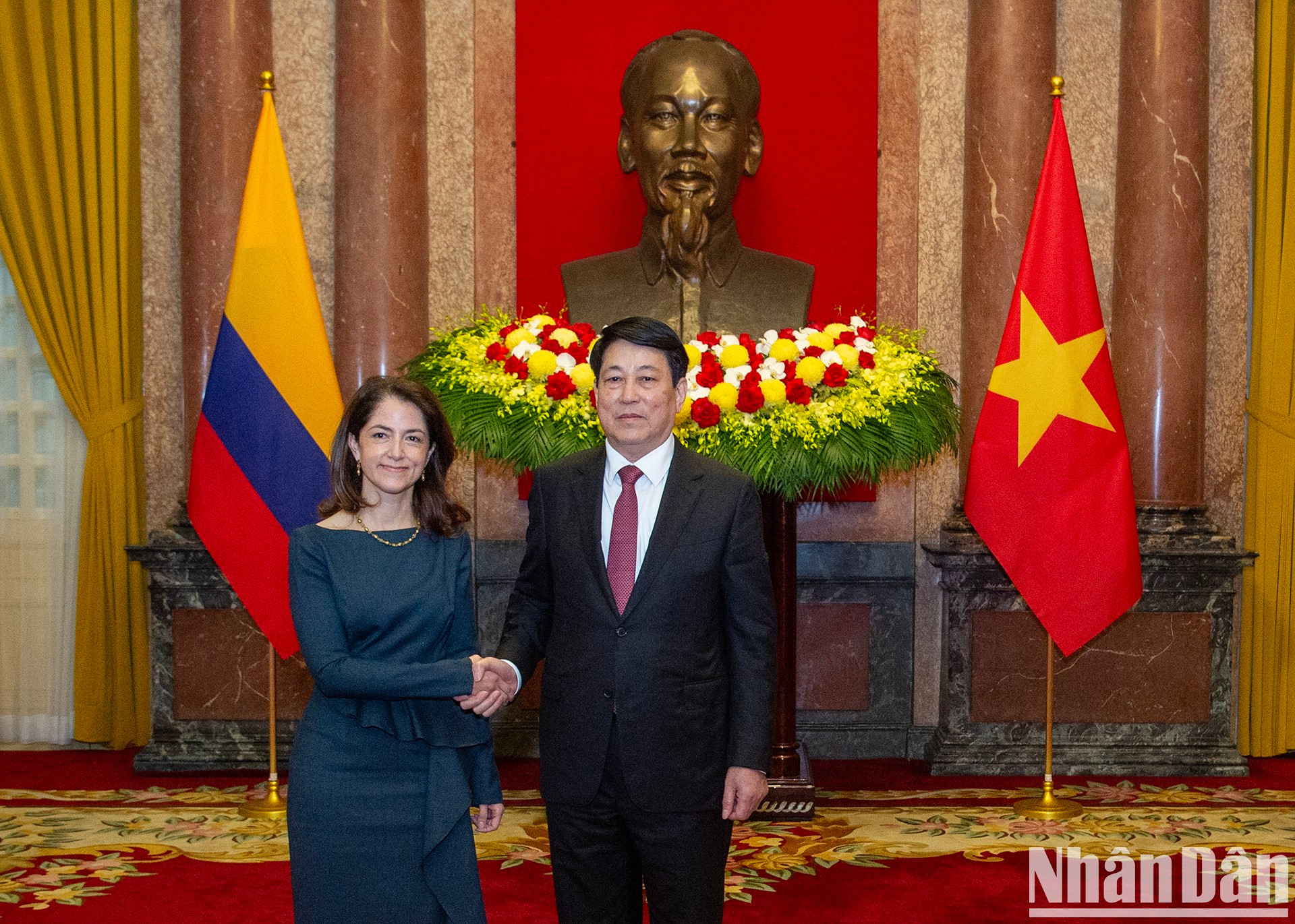 Luong Cuong y Camila María Polo Florez. Luong Cuong y Camila María Polo Florez.