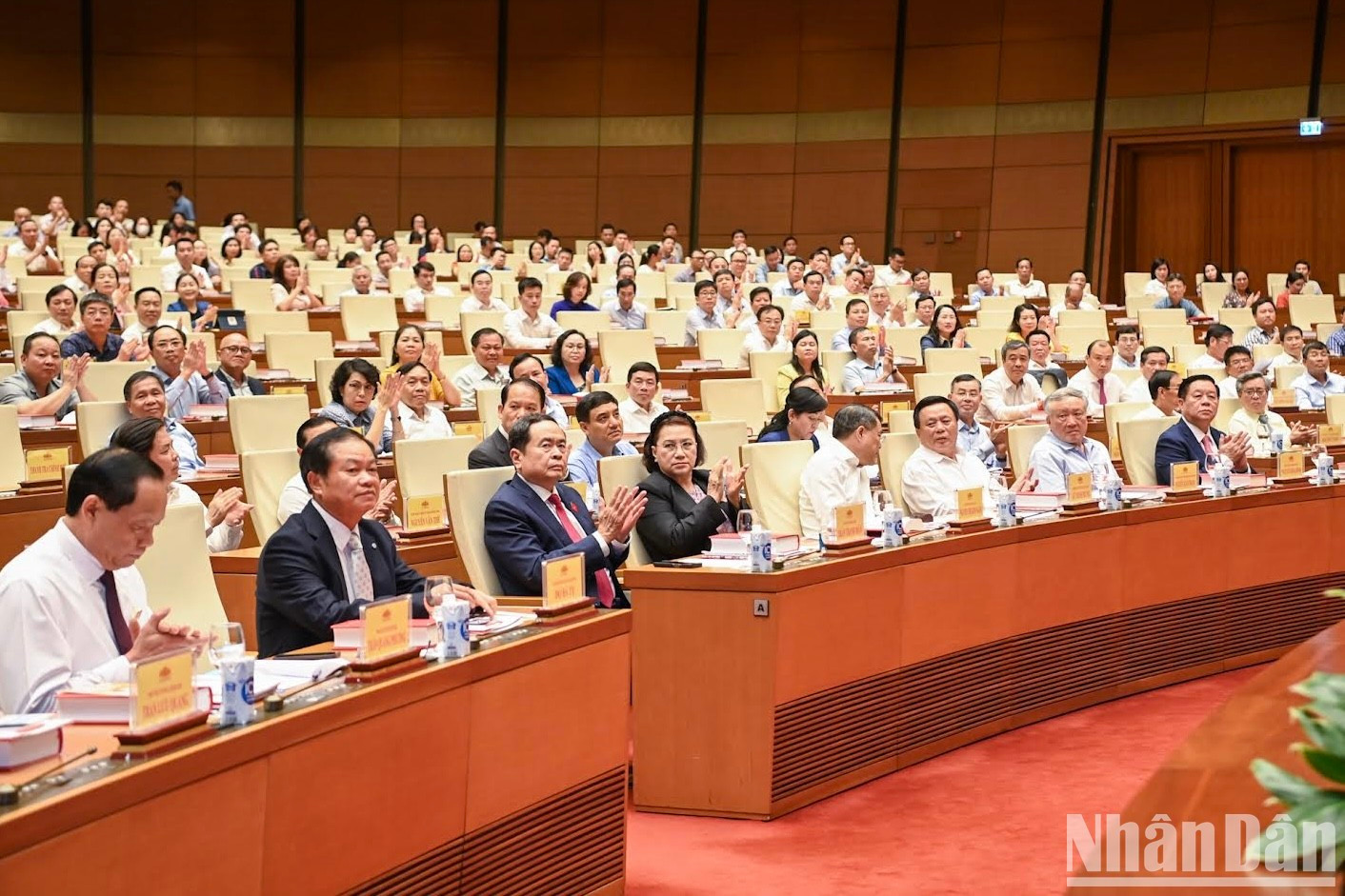 Asistentes a la cita. Asistentes a la cita.