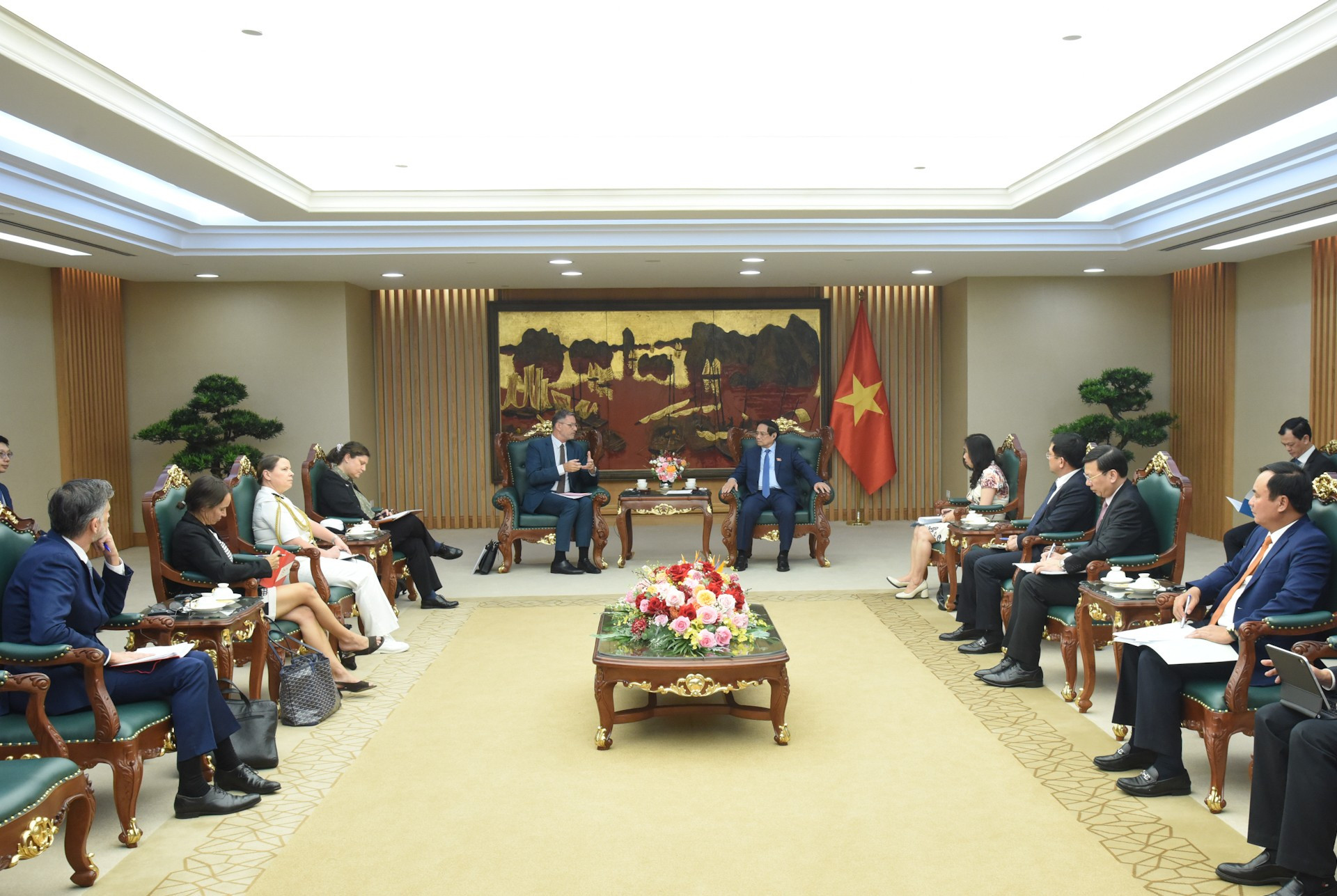 Vista de la reunión. Vista de la reunión.