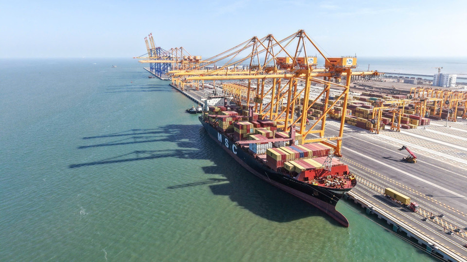 El puerto de Hai Phong en la actualidad. El puerto de Hai Phong en la actualidad.