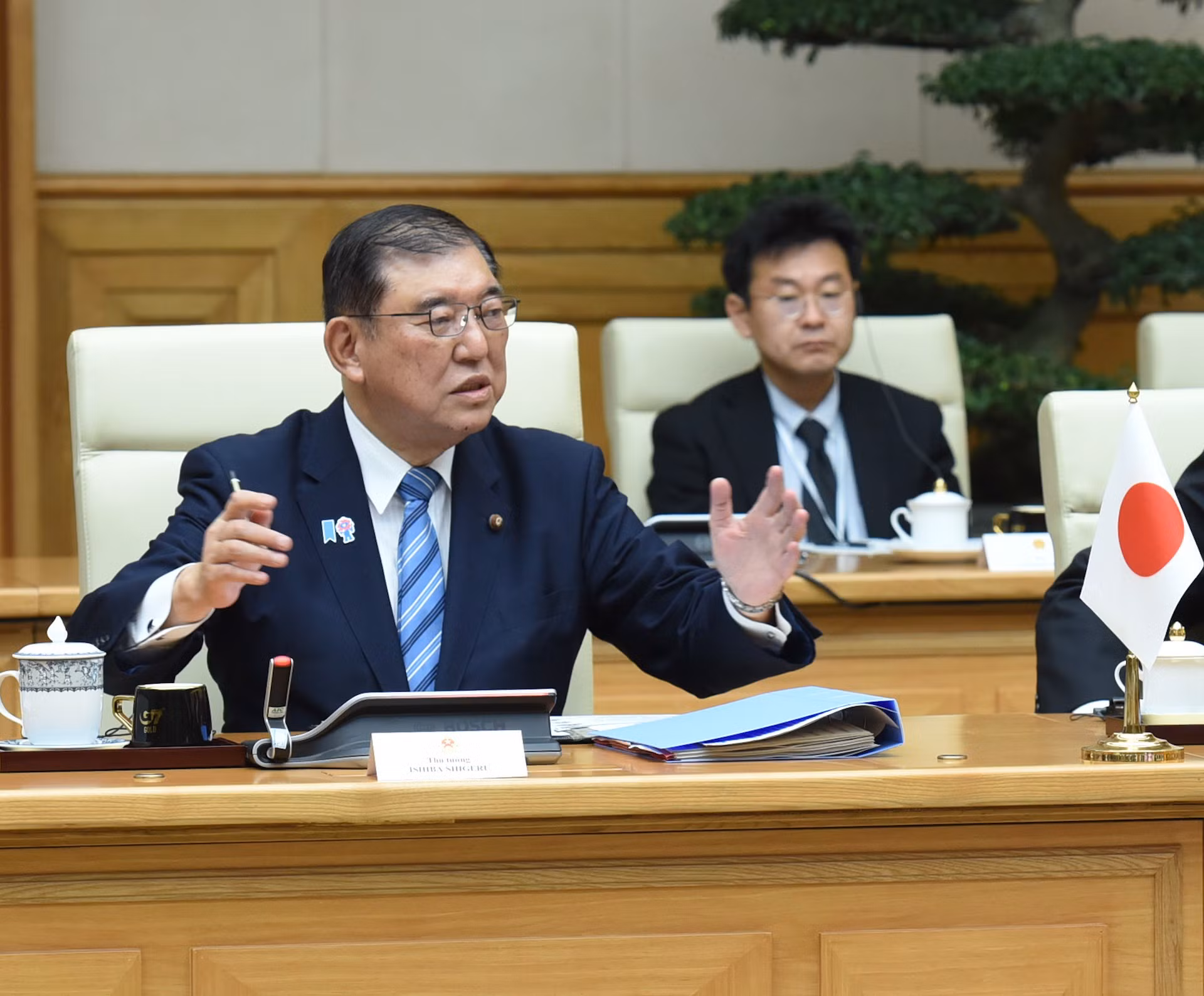 Ishiba Shigeru interviene en el evento.