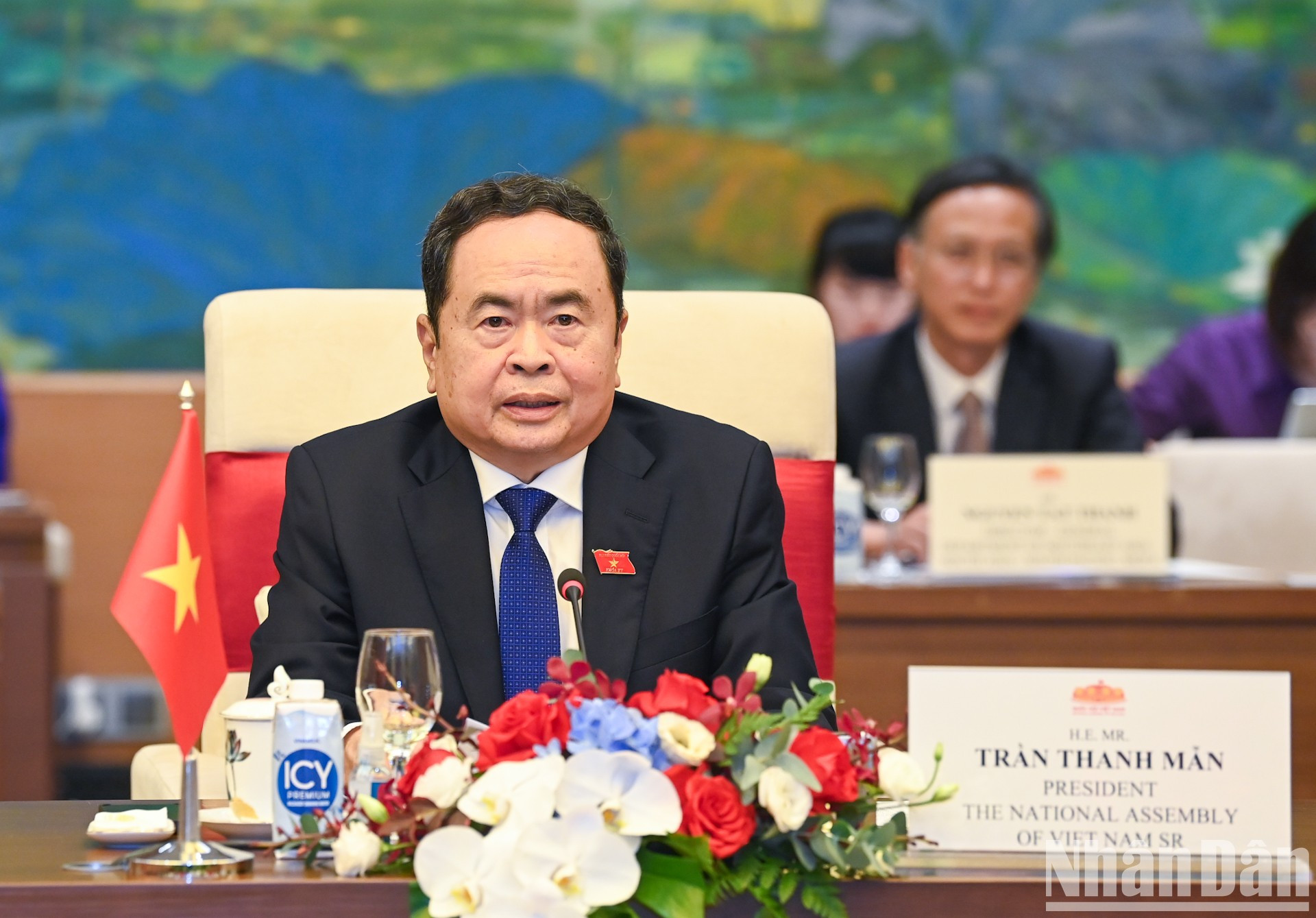 Thanh Man habla en el evento. Thanh Man habla en el evento.