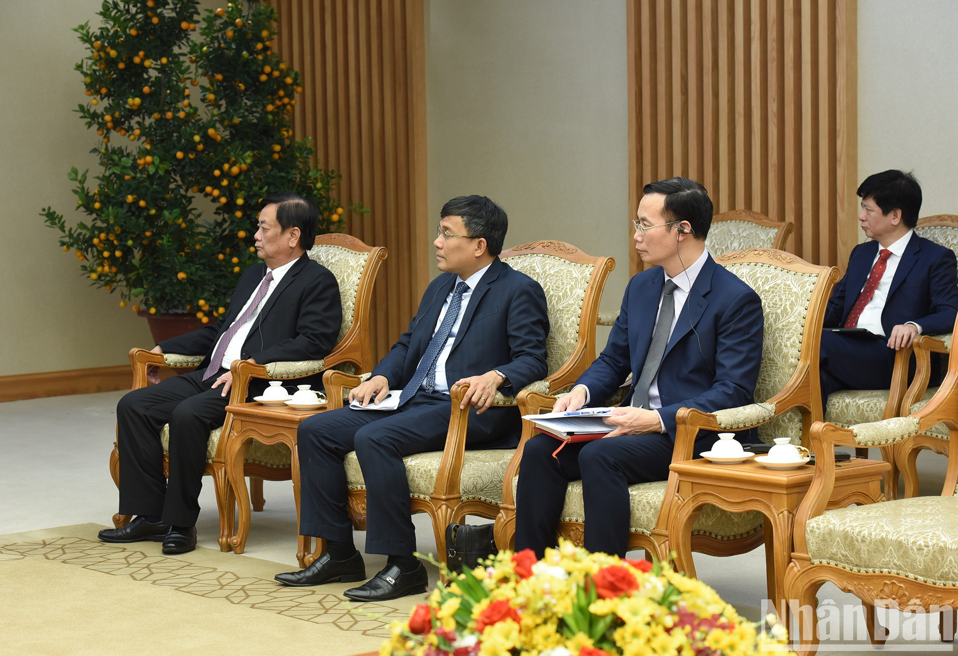 Delegados vietnamitas asistentes a la cita. Delegados vietnamitas asistentes a la cita.