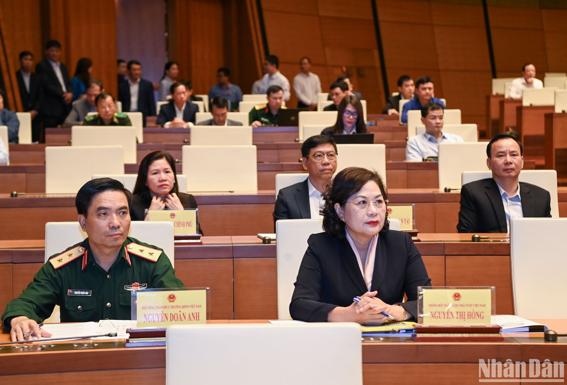 Asistentes a la cita. Asistentes a la cita.