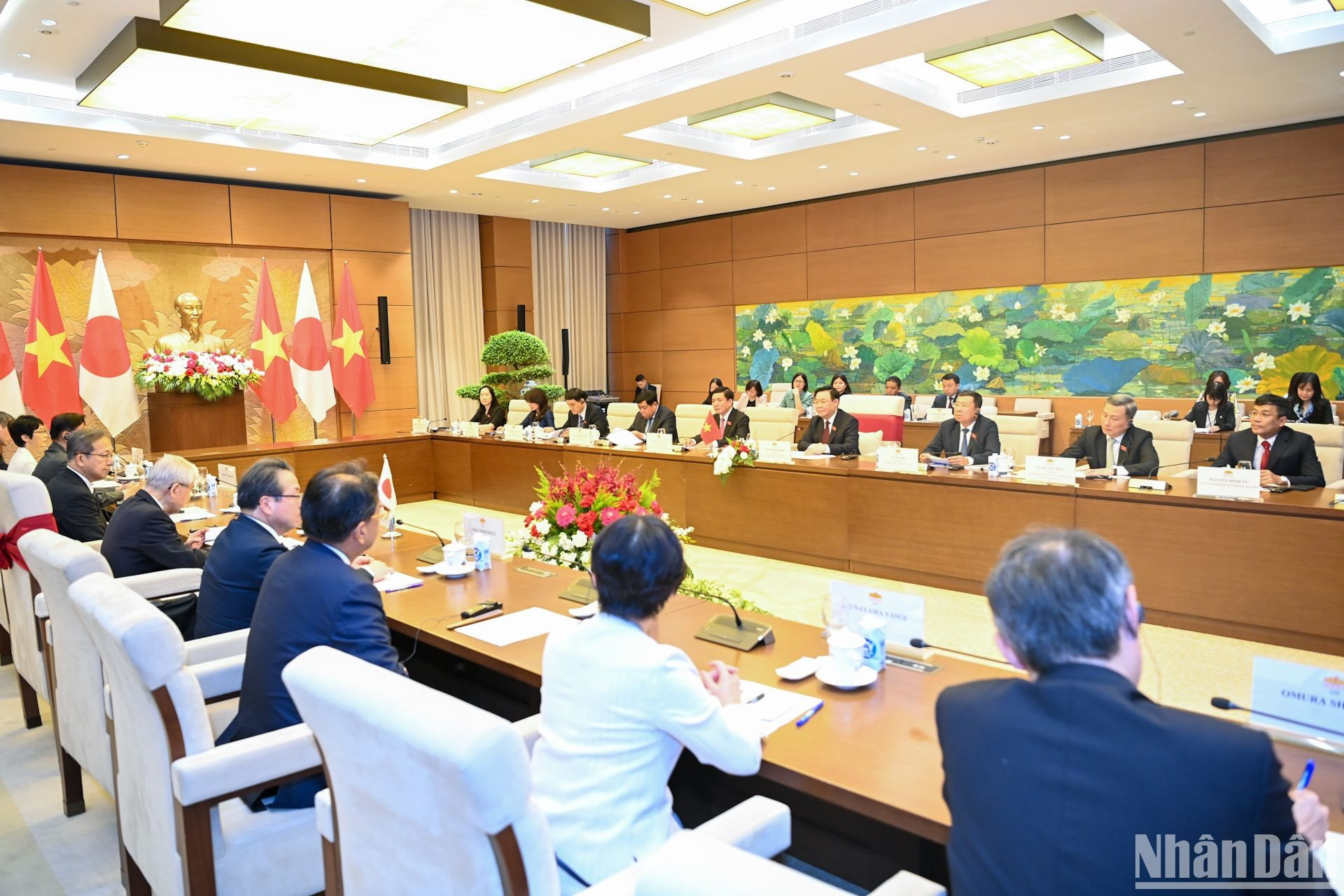 Vista de la reunión entre los dos dirigentes legistativos.