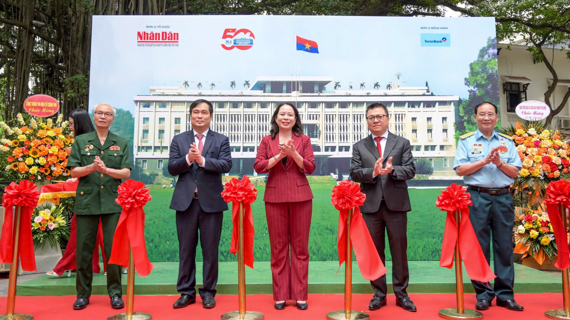 [Foto] Diario Nhan Dan pone en marcha una campaña mediática por el 50º aniversario de la reunificación de Vietnam