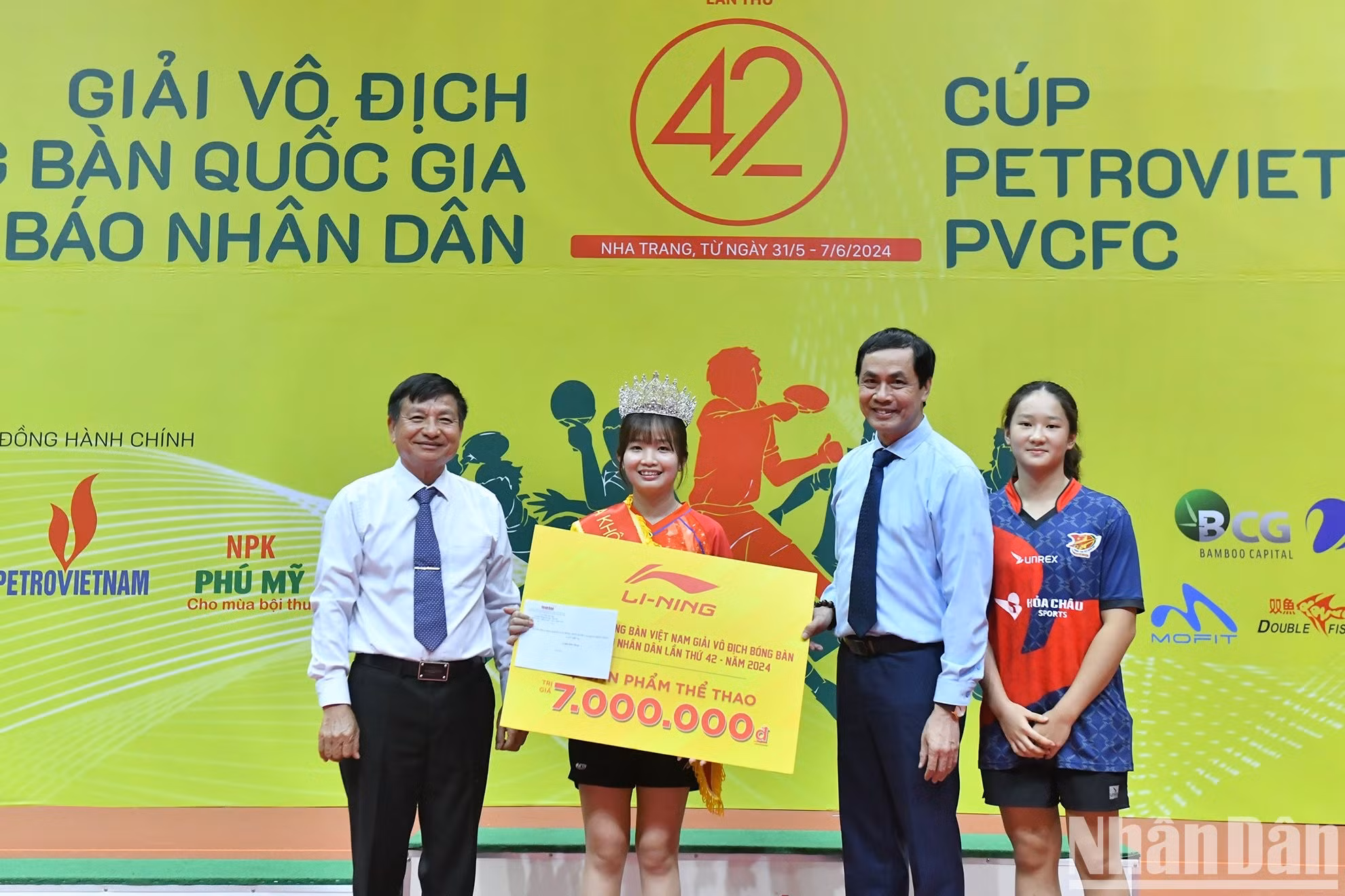 Vo Kim Tham, del equipo Tay Ninh, fue votada por el Comité Organizador como Miss del campeonato.