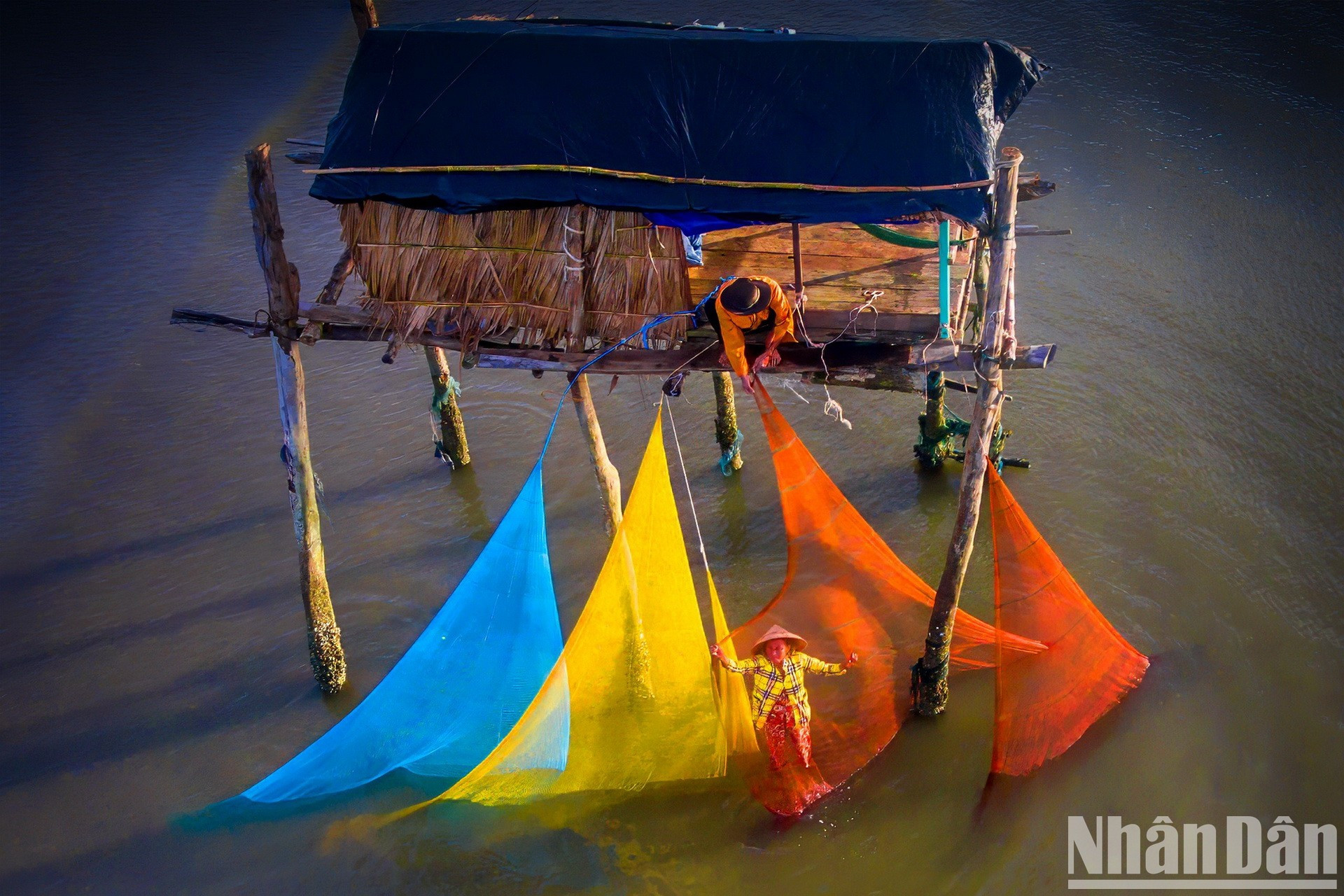 El mar aporta una vida próspera a generaciones de pescadores.