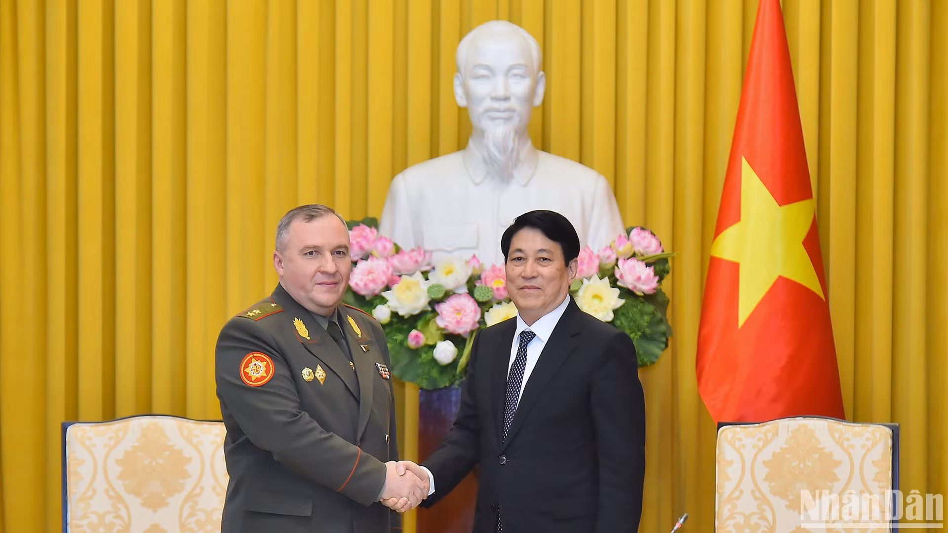 [Foto] Presidente de Vietnam recibe al ministro de Defensa de Belarús