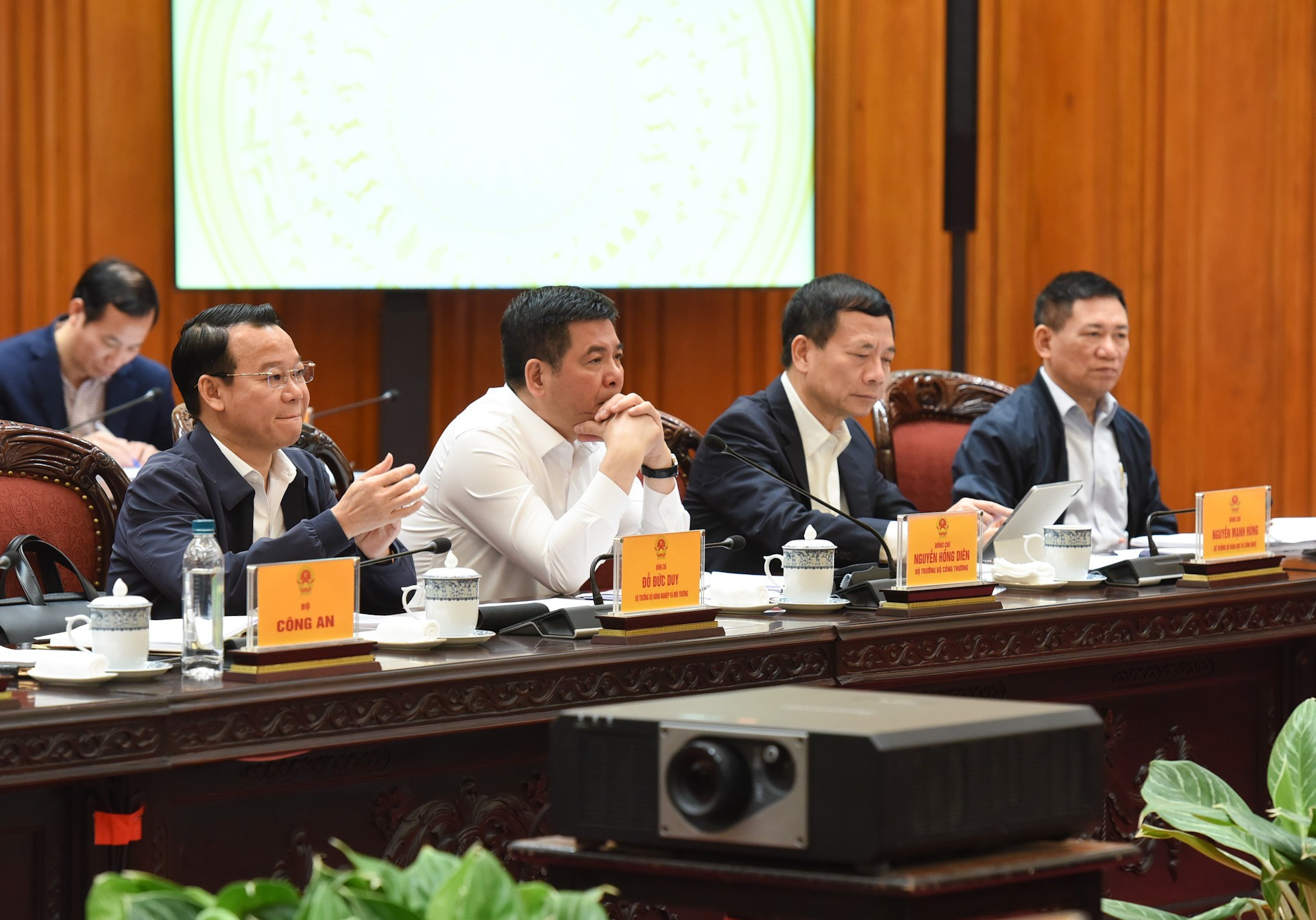 Asistentes a la reunión.