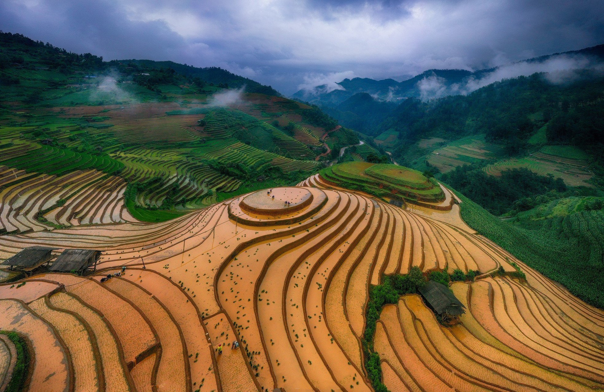 La temporada de riego en Mu Cang Chai suele tener lugar en mayo y junio de cada año.