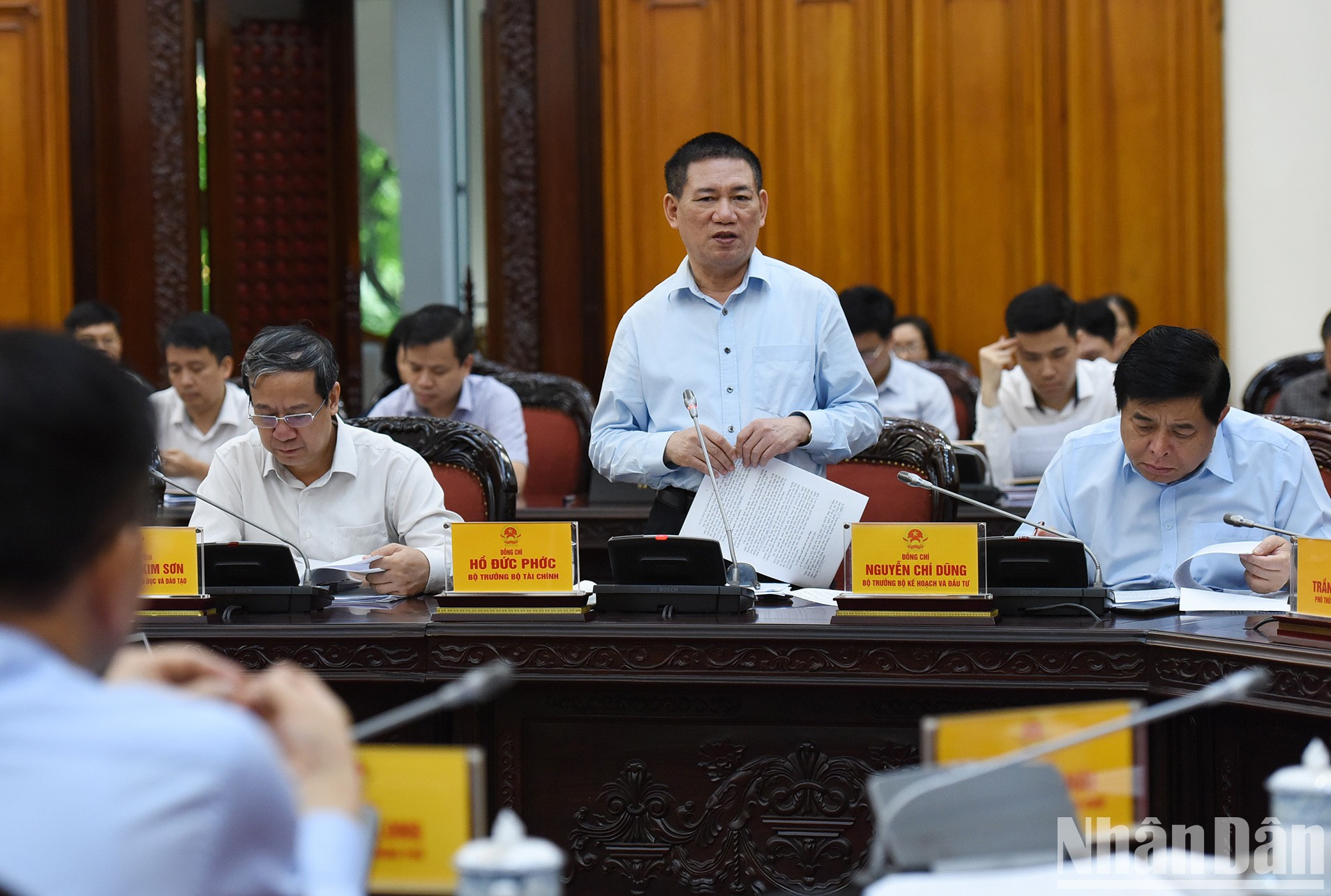 Habla el ministro de Finanzas, Ho Duc Phoc.