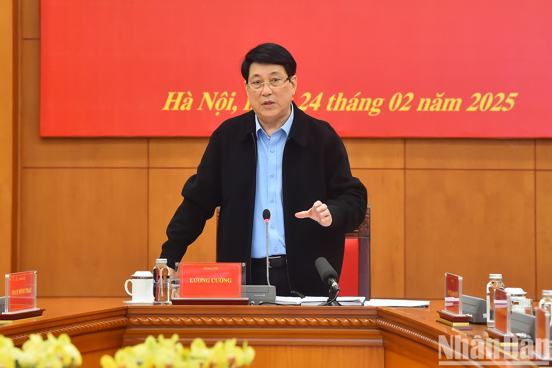 Luong Cuong habla en el evento. Luong Cuong habla en el evento.