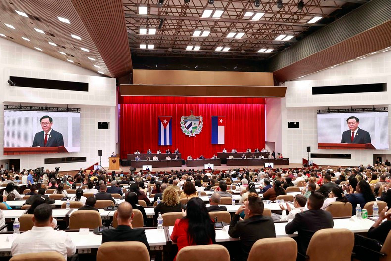 Titular del Legislativo de Vietnam interviene en Asamblea Nacional de Cuba