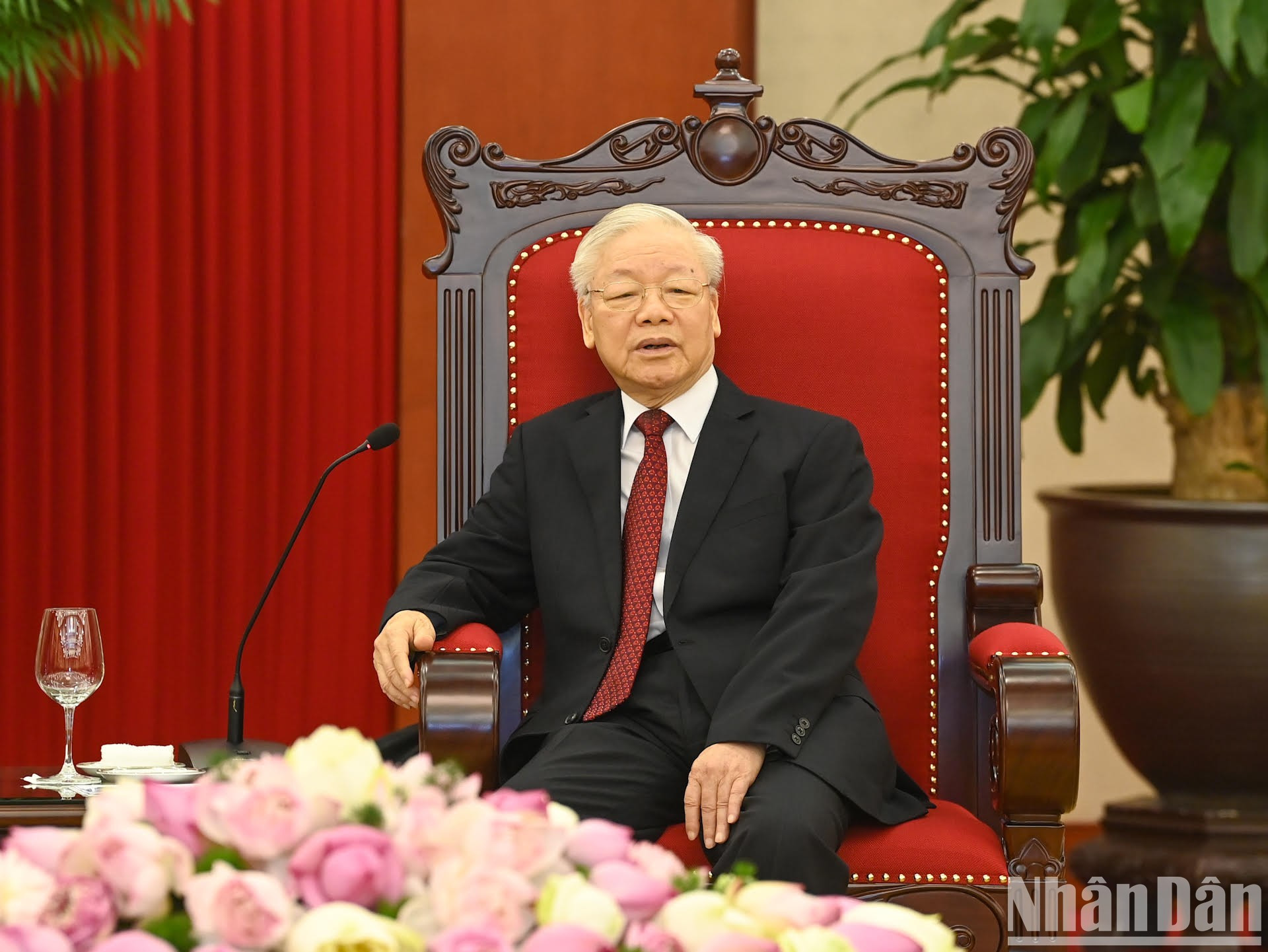 Phu Trong interviene en el evento.