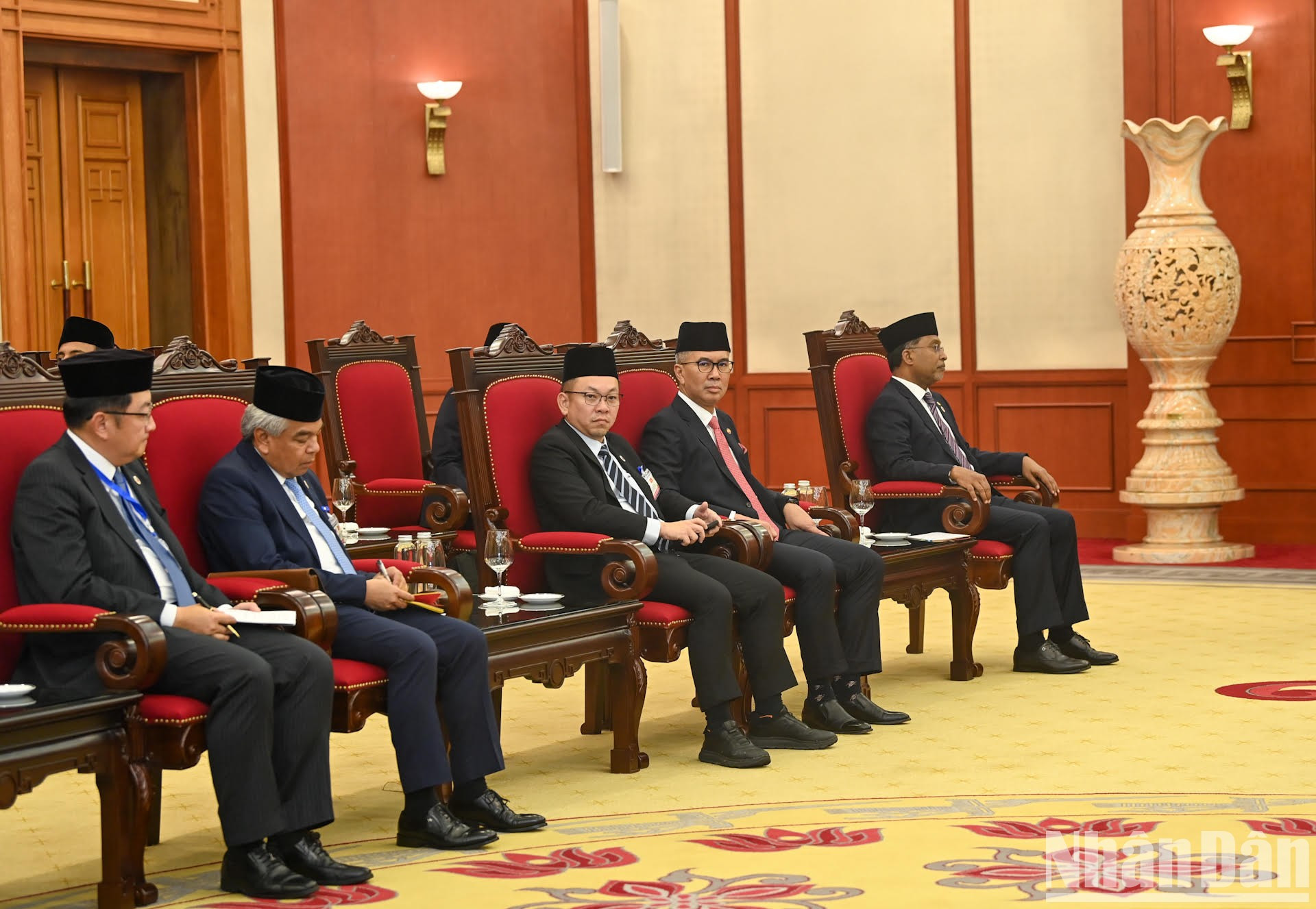 Miembros de la delegación de Malasia.