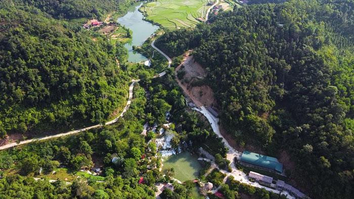 Panorama de la cascada de Dang Mo.