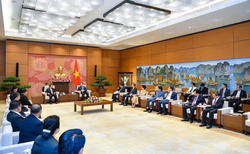 Escena de la reunión.