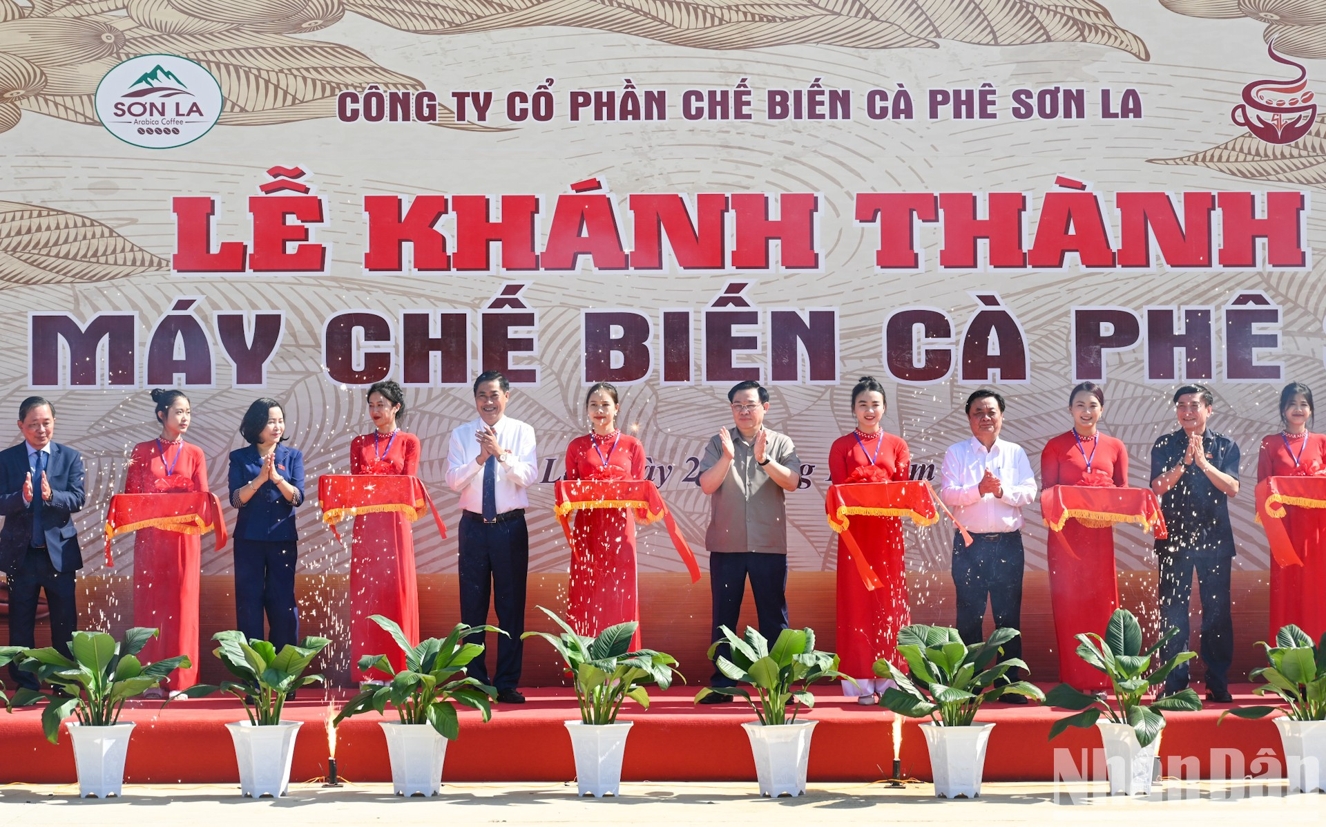 Los delegados en la ceremonia.