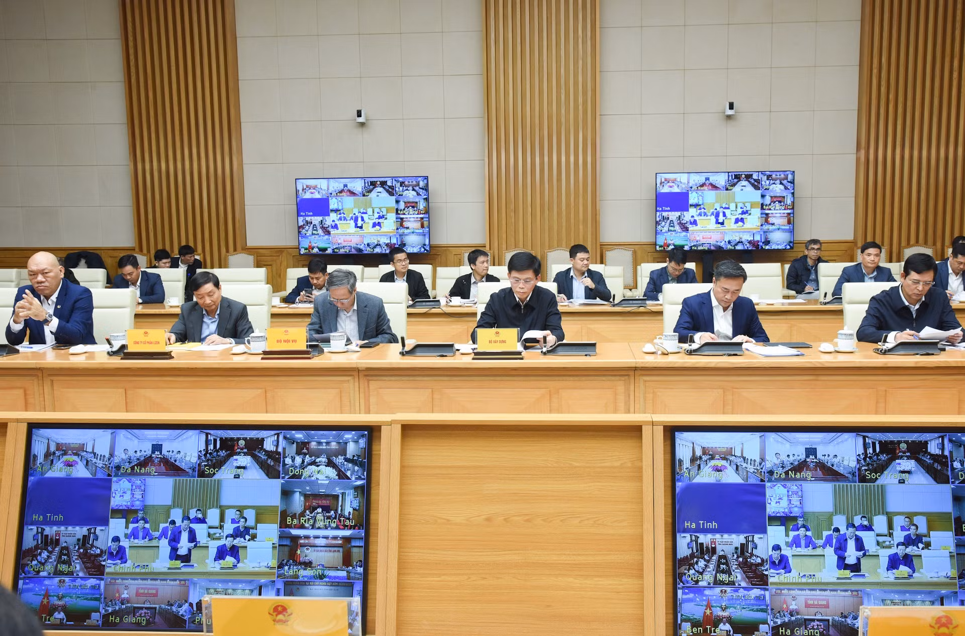 Delegados en la cita.