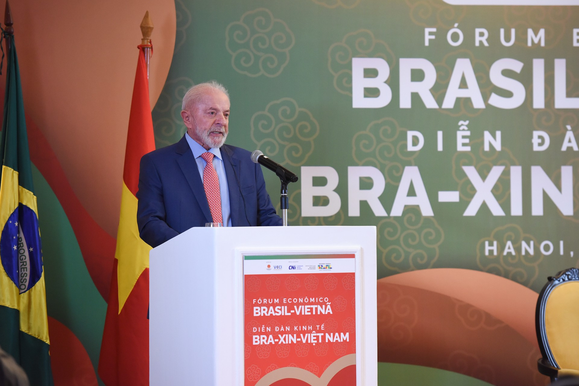 El mandatario brasileño habla en la cita. El mandatario brasileño habla en la cita.