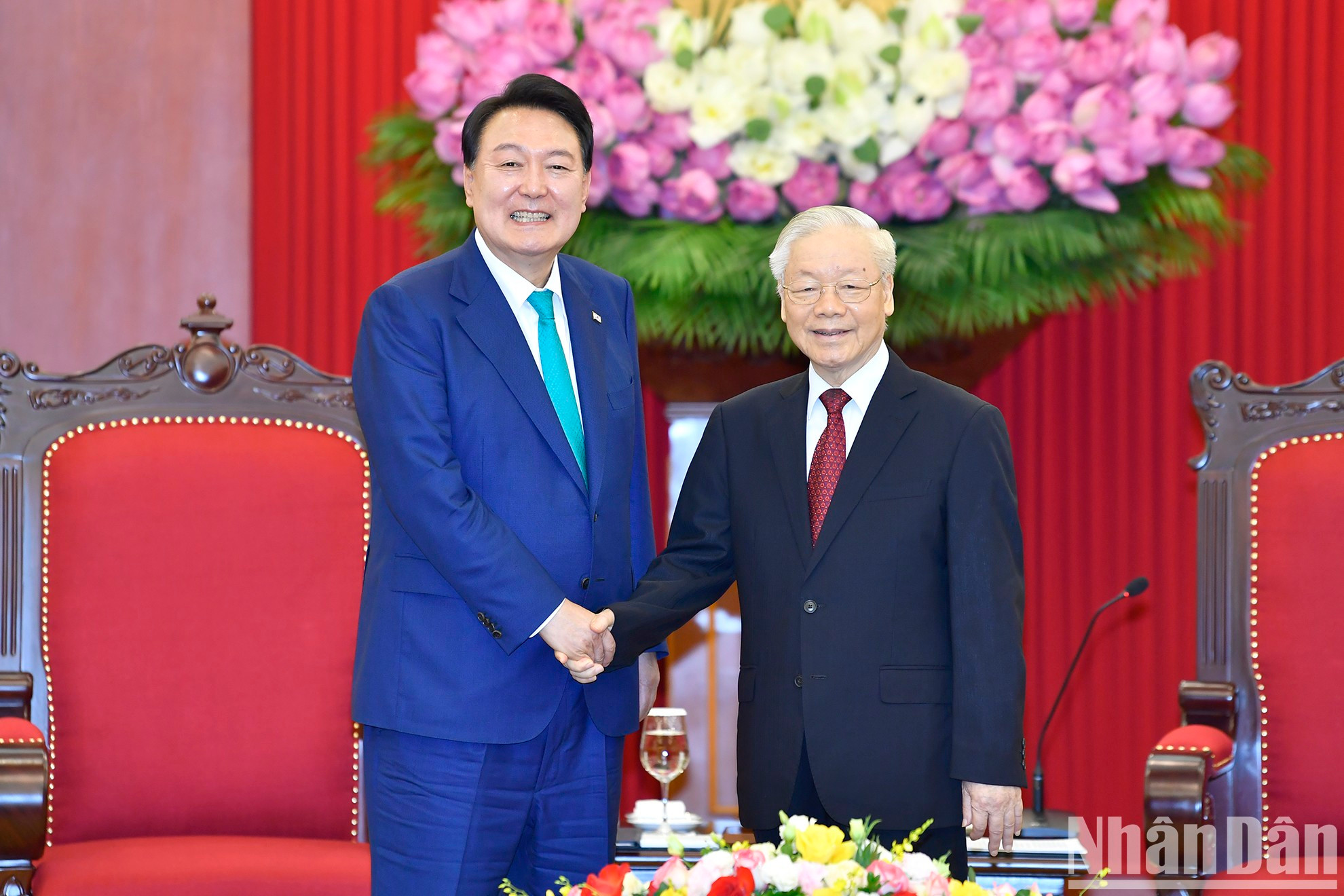 [Foto] Máximo dirigente partidista de Vietnam recibe al presidente surcoreano