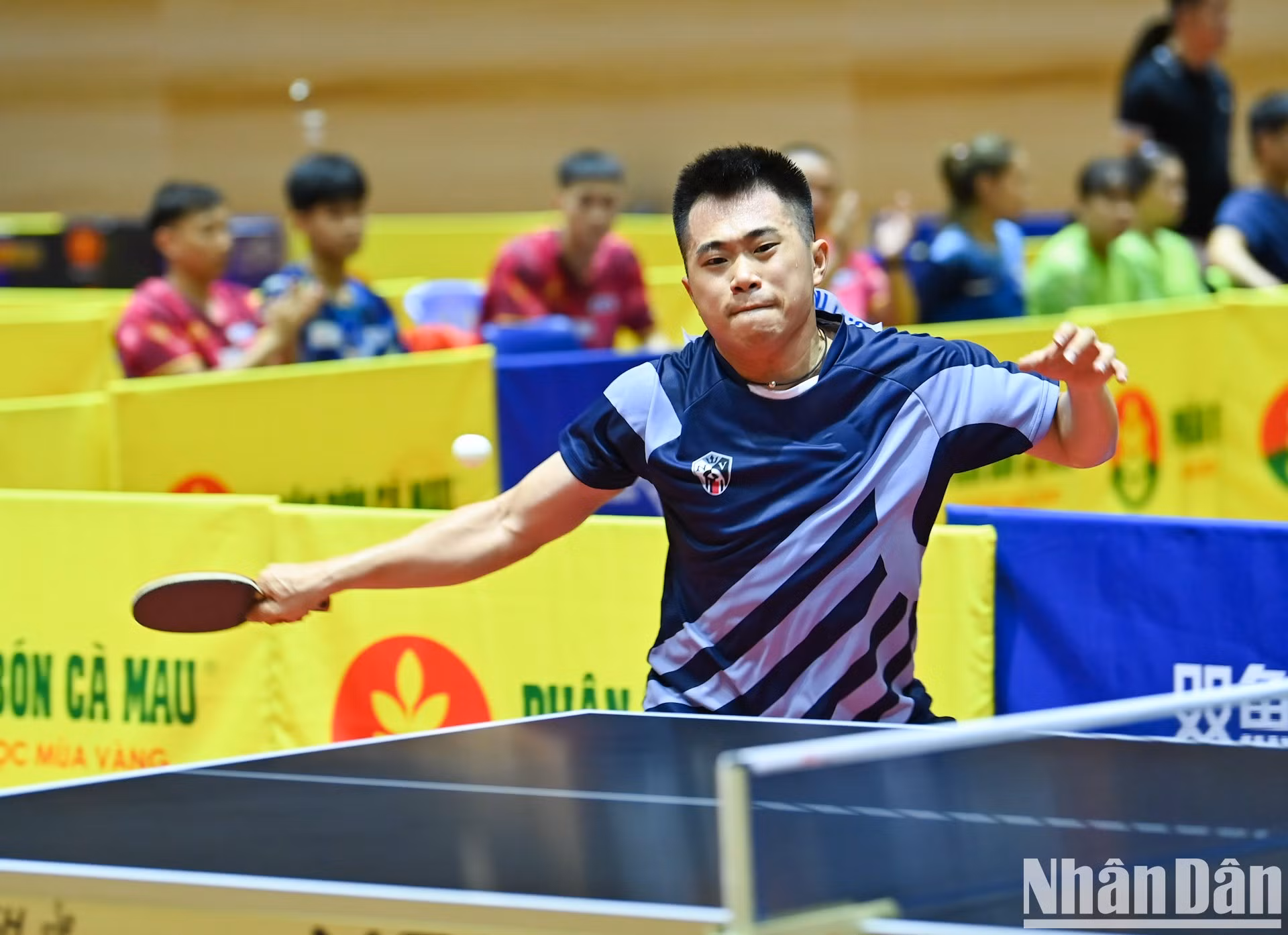 El jugador Nguyen Duc Tuan, nacido en 1997, es uno de los representantes más destacados de tenis de mesa de la provincia de Hai Duong y de Vietnam. En los XXXI Juegos Deportivos del Sudeste Asiático (SEA Games 31), celebrados en 2022, ganó la medalla de oro en la categoría individual masculina, poniendo fin a la espera de 19 años del tenis de mesa vietnamita en esta categoría.