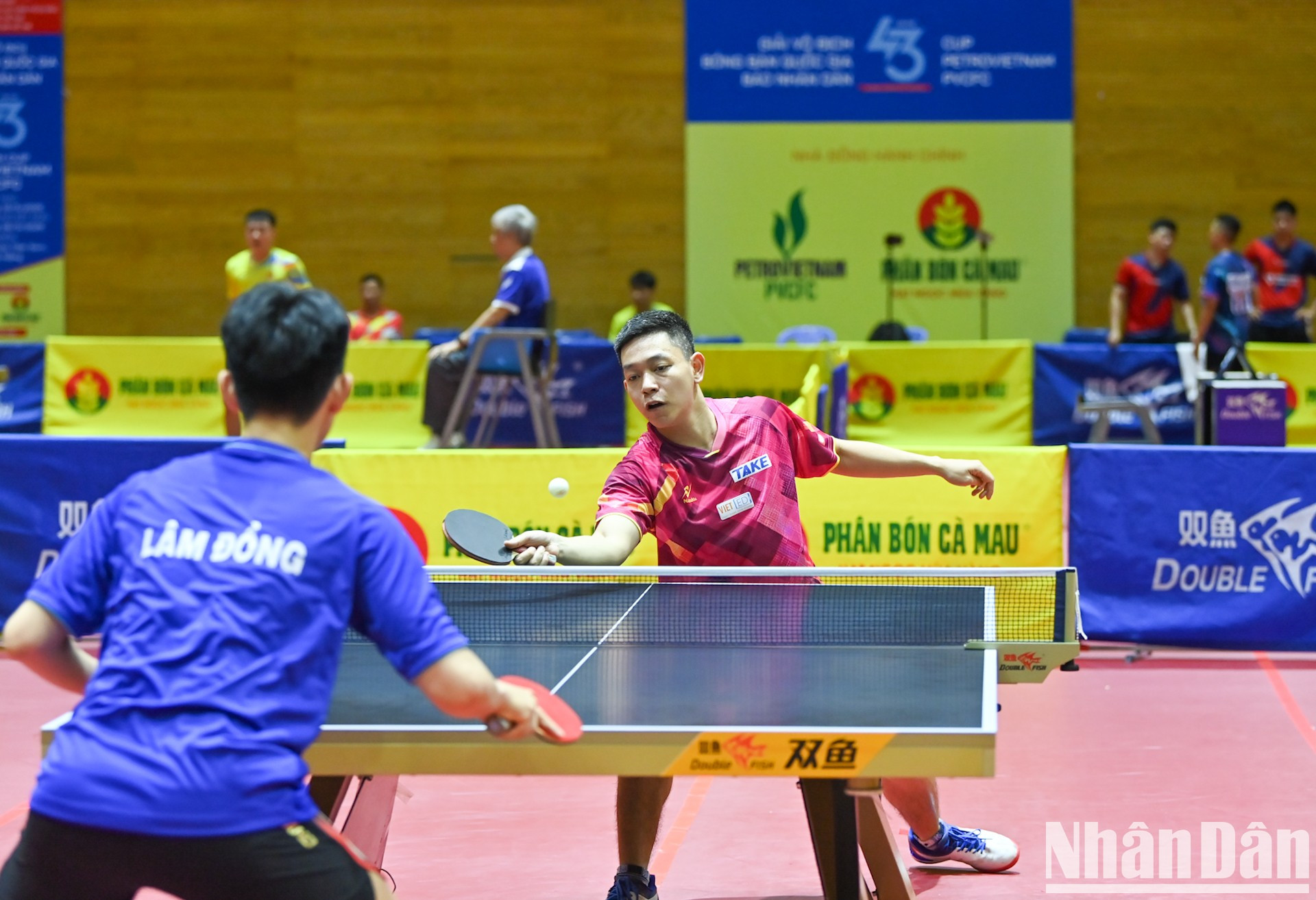 El jugador Nguyen Van Huan, del equipo de Hanói, ganó la medalla de bronce en la modalidad individual masculina en la 41ª edición del campeonato nacional.