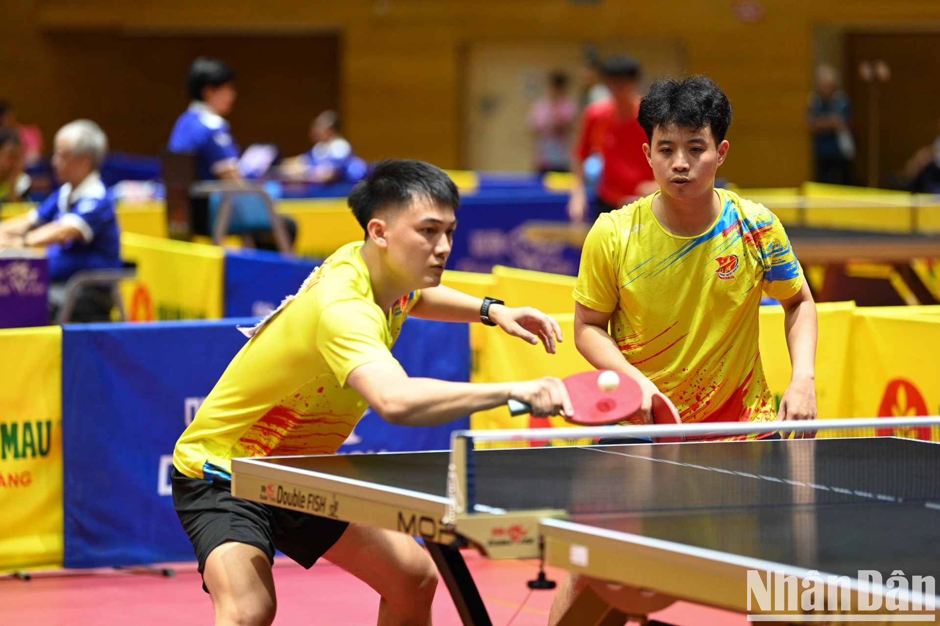 Nguyen Dang Hiep y Bui The Nghia superan a otras parejas fuertes para llegar a la final.